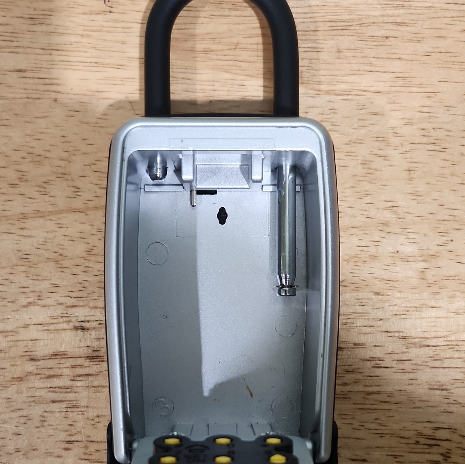 Master Lock P19918 Key Safe Keypad Combination Weather-Resistant Black/Silver