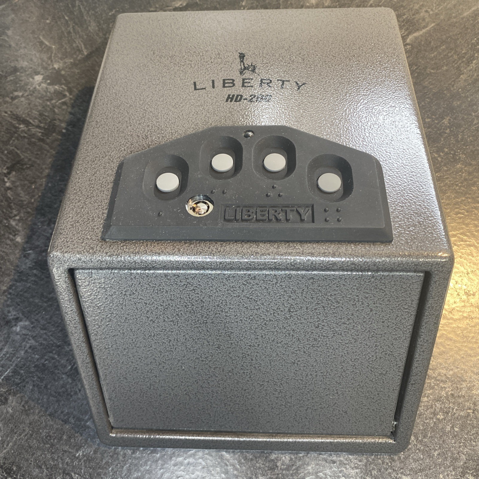 Liberty Safe - HD-200 Quick Vault for Handguns, Phones, Jewelry, Passports, Etc