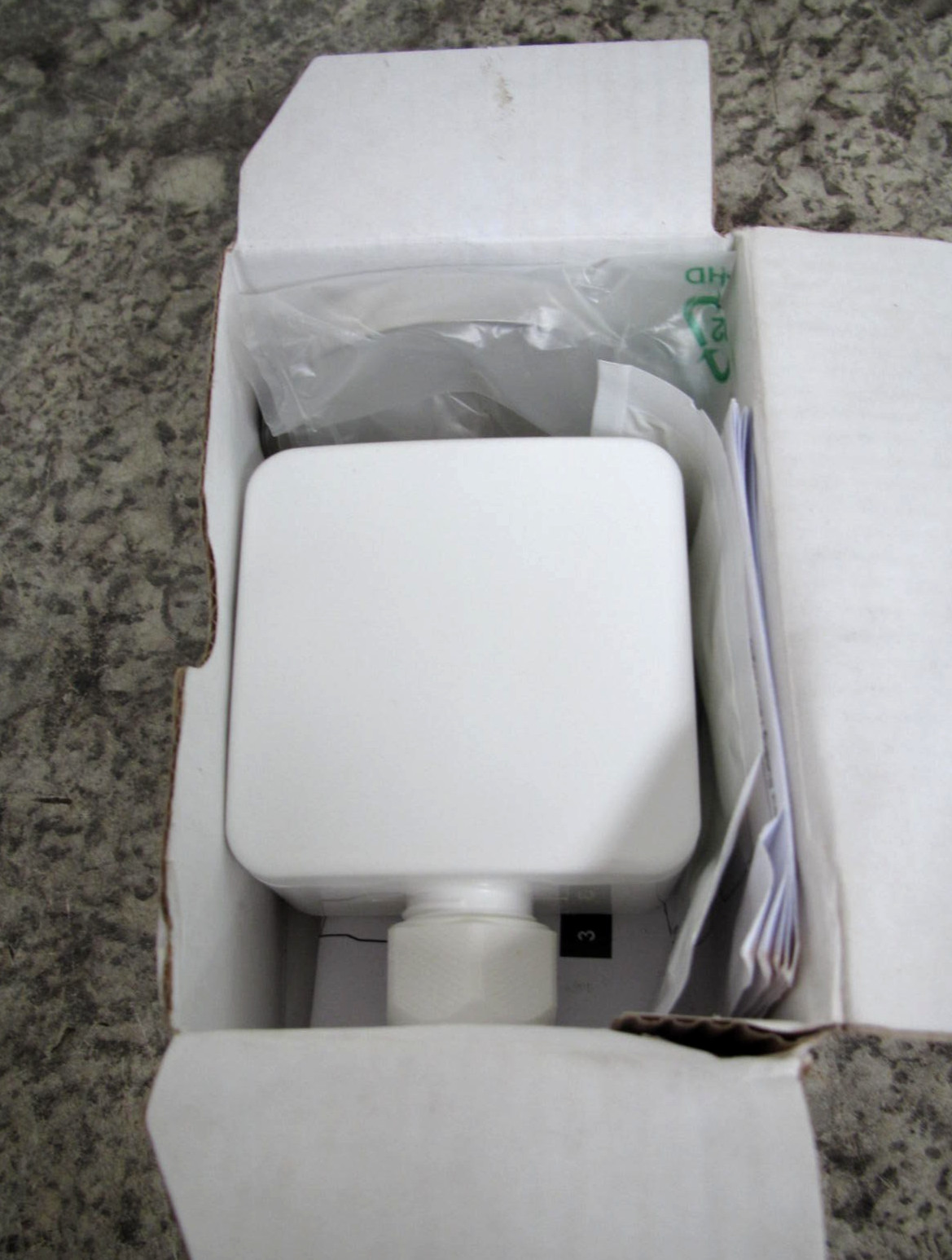 New Siemens QXA2100 / S55770-T375 Condensation Monitor Free Shipping