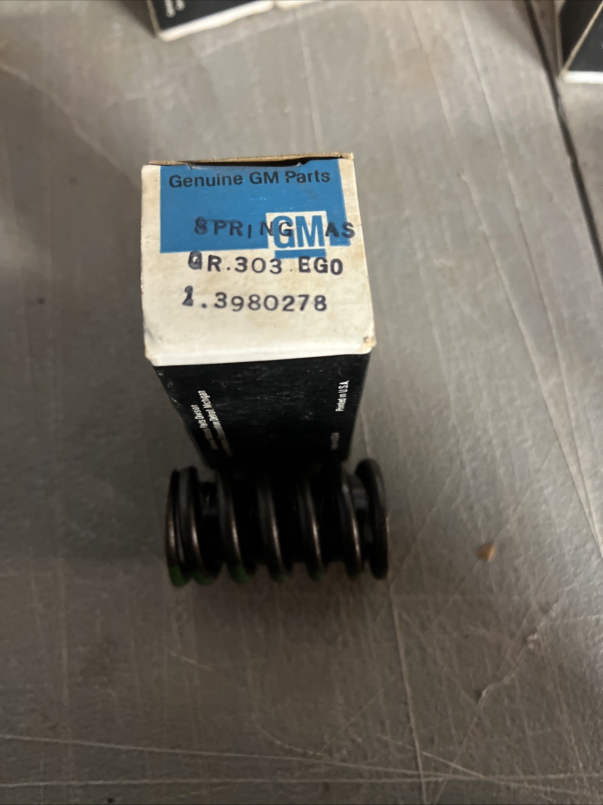 NOS OEM GM VALVE SPRING P/N 3980278 1971-1975 VEGA