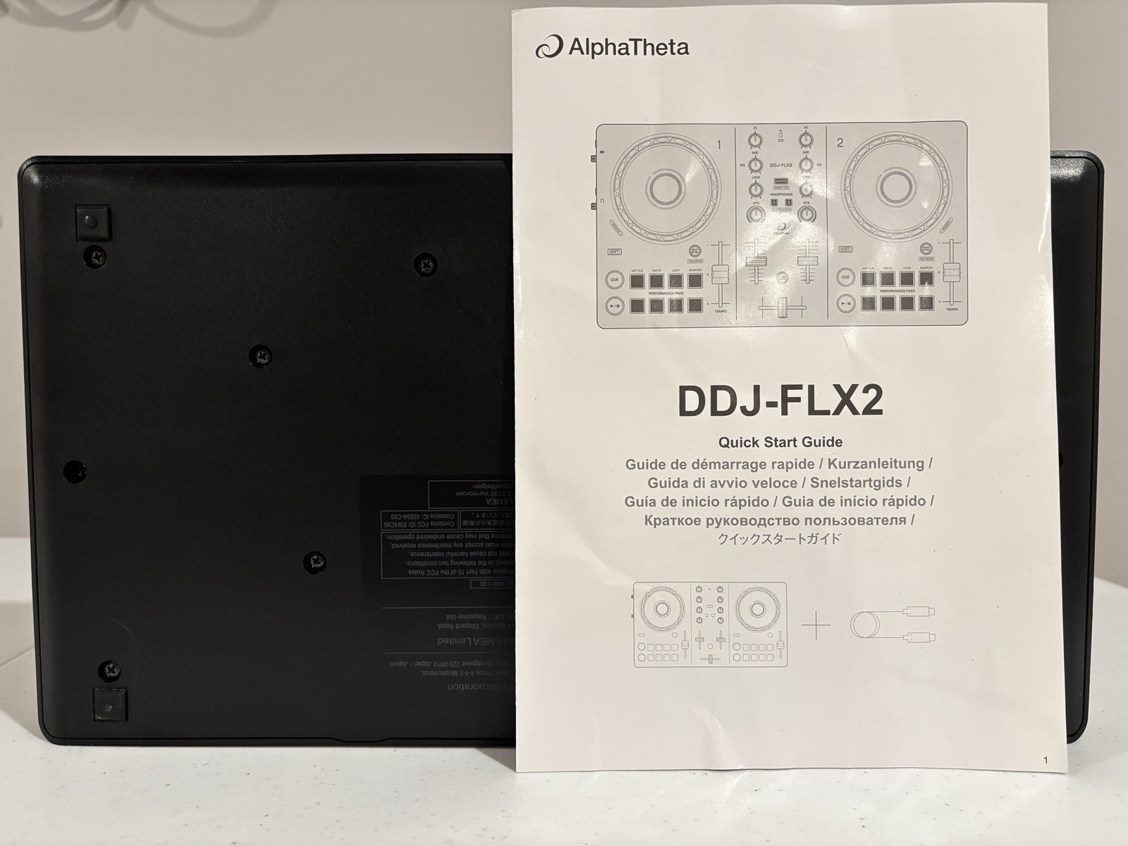 AlphaTheta DDJ-FLX2 2-Deck 2-Channel DJ Controller, USB-C, Portable, Black