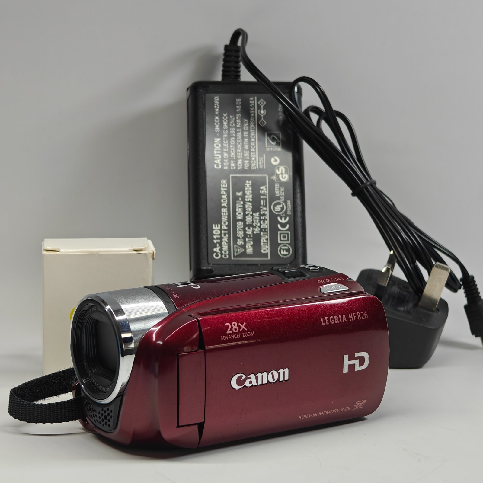 Canon LEGRIA HF R26 Camcorder Red 8GB Built-in HD CMOS 28x Zoom + Charger