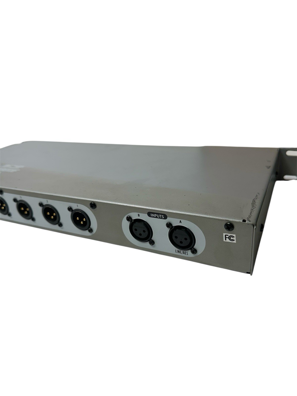Peavey VSX 26 DSP SPEAKER CONTROLLER