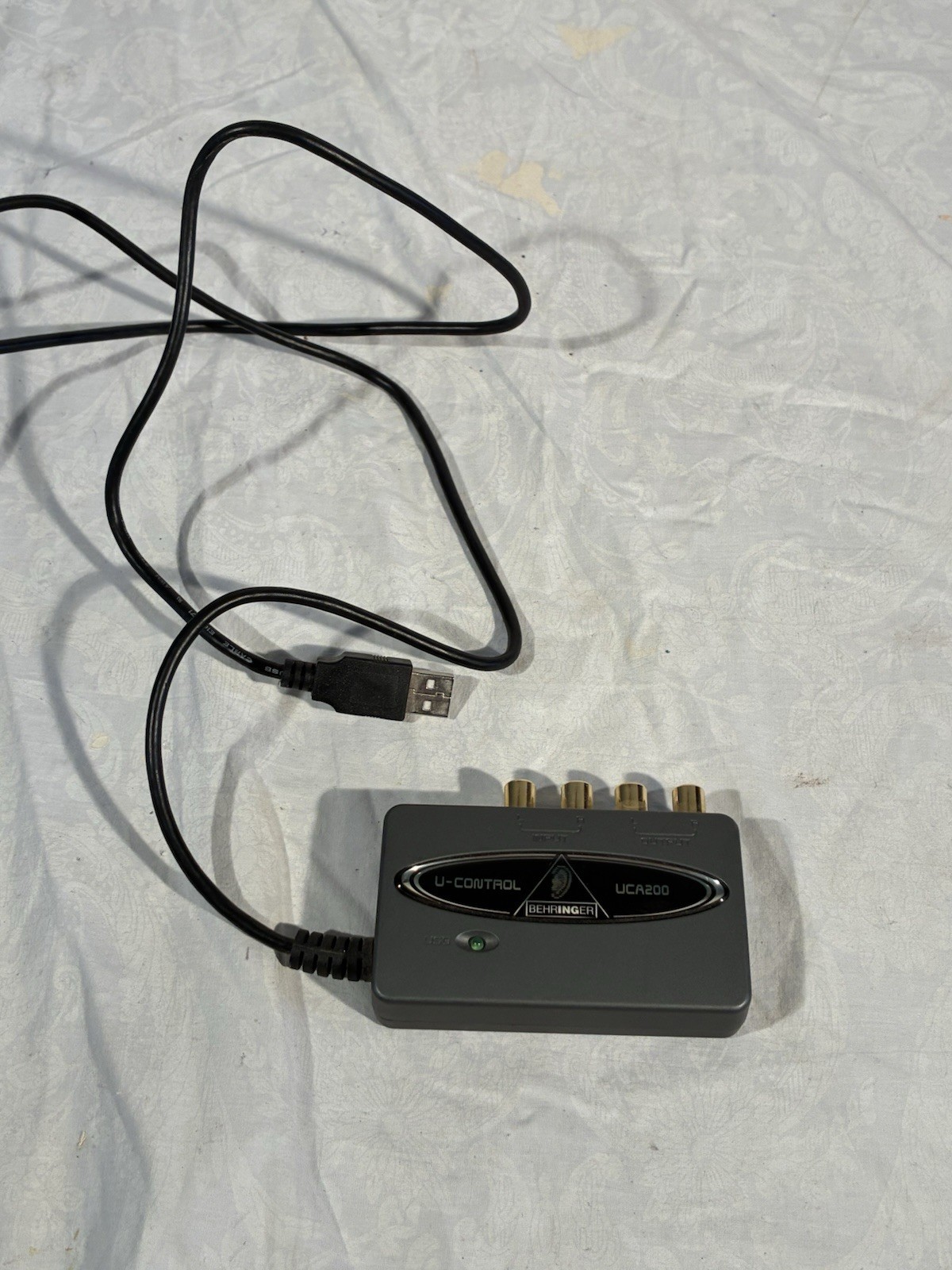 Behringer UCA200 U-Control USB Audio Interface Excellent Condition
