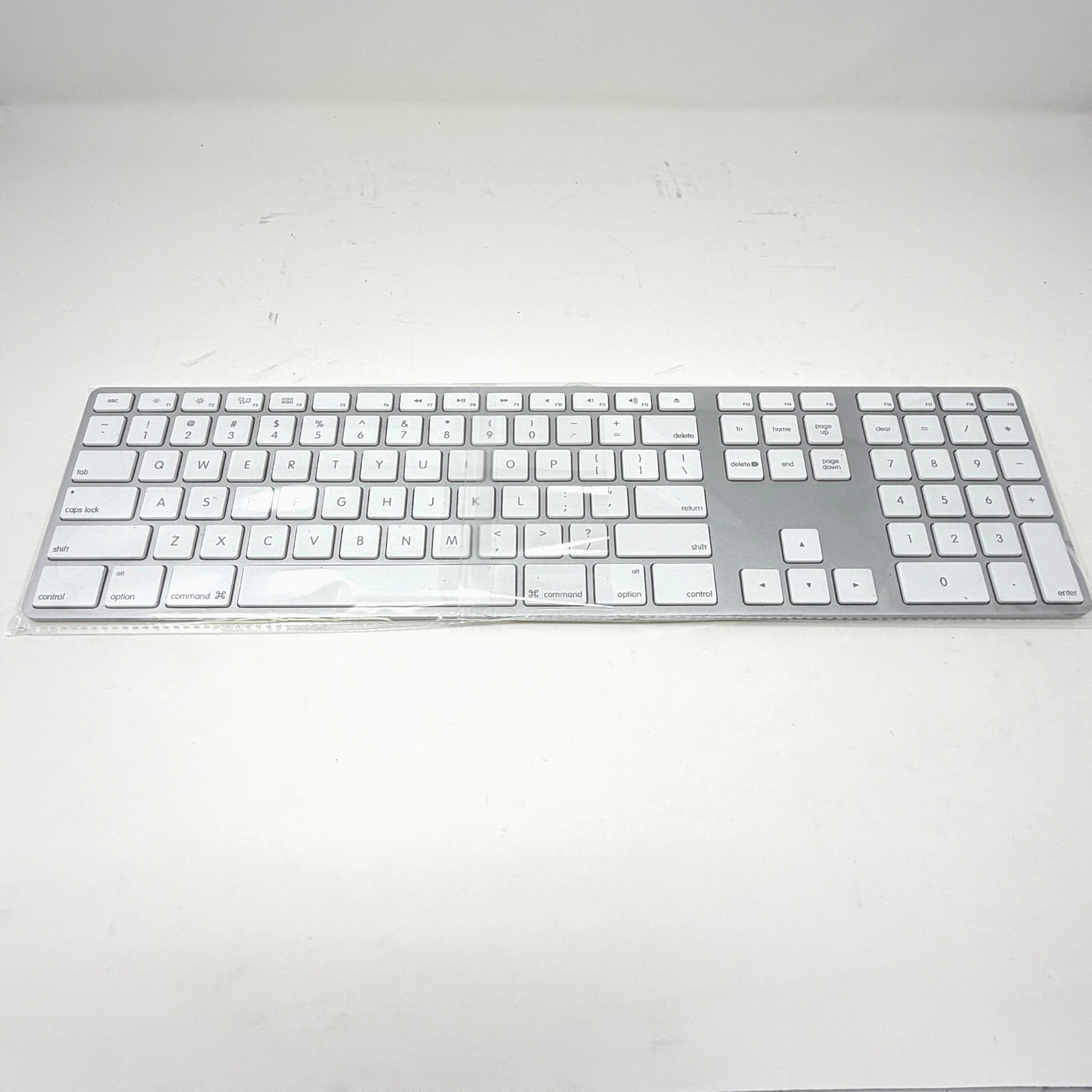 Apple Keyboard A1243 – Wired USB Aluminum Keyboard (Full Size)