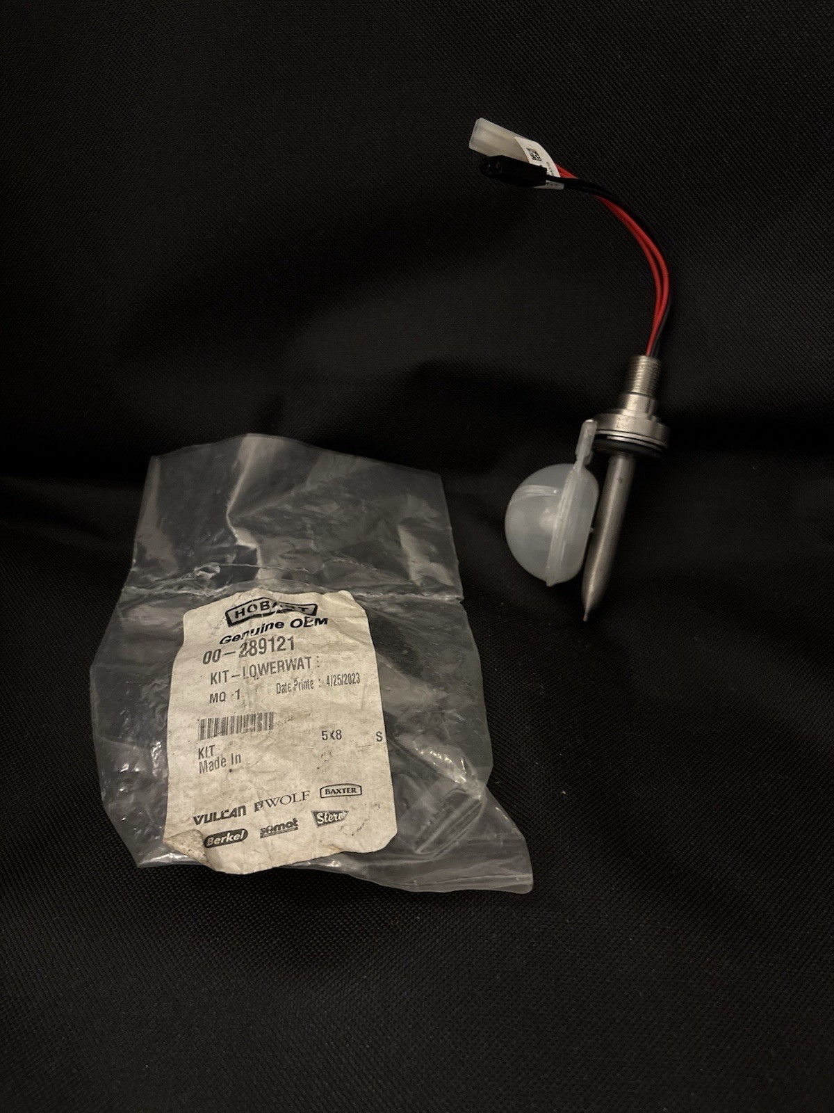 Hobart 00-289121 Float Switch and Probe Assembly, Low Water