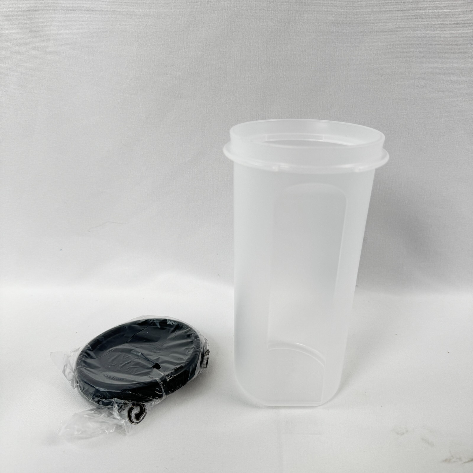 Vintage Tupperware Modular Mates 22 Oz 1641 Canister Container w/ Lid 1607-9