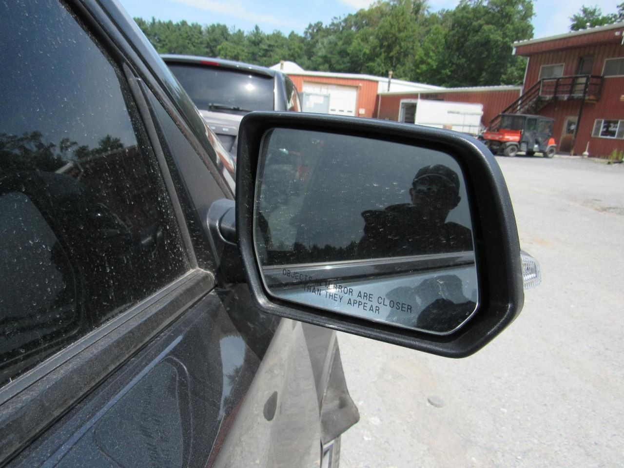 TRAVERSE 2021 Glove Box 1070049