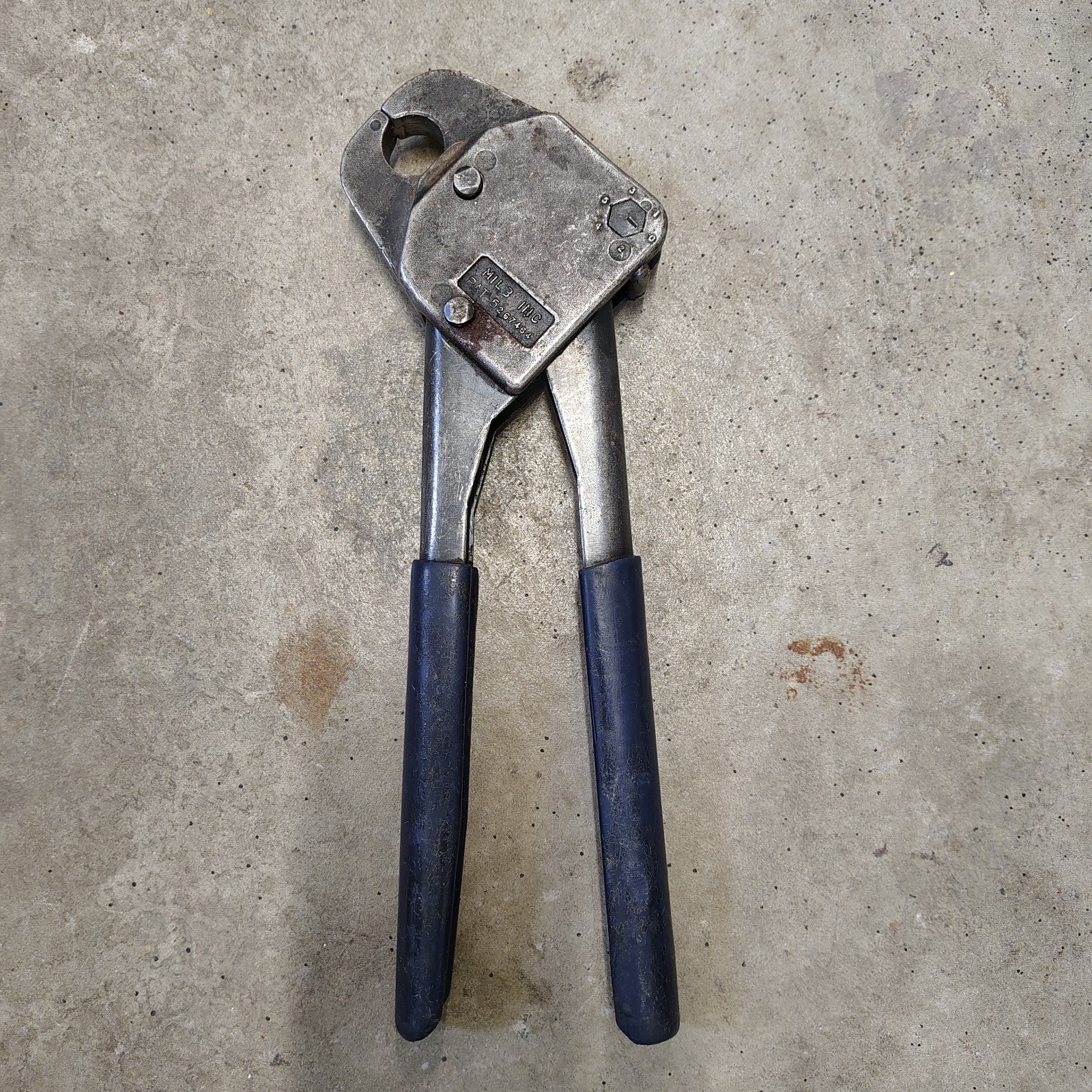 Vintage MIL 3 PEX Pipe Crimping Tool 3/4" for Copper Rings Blue Handle MIL3
