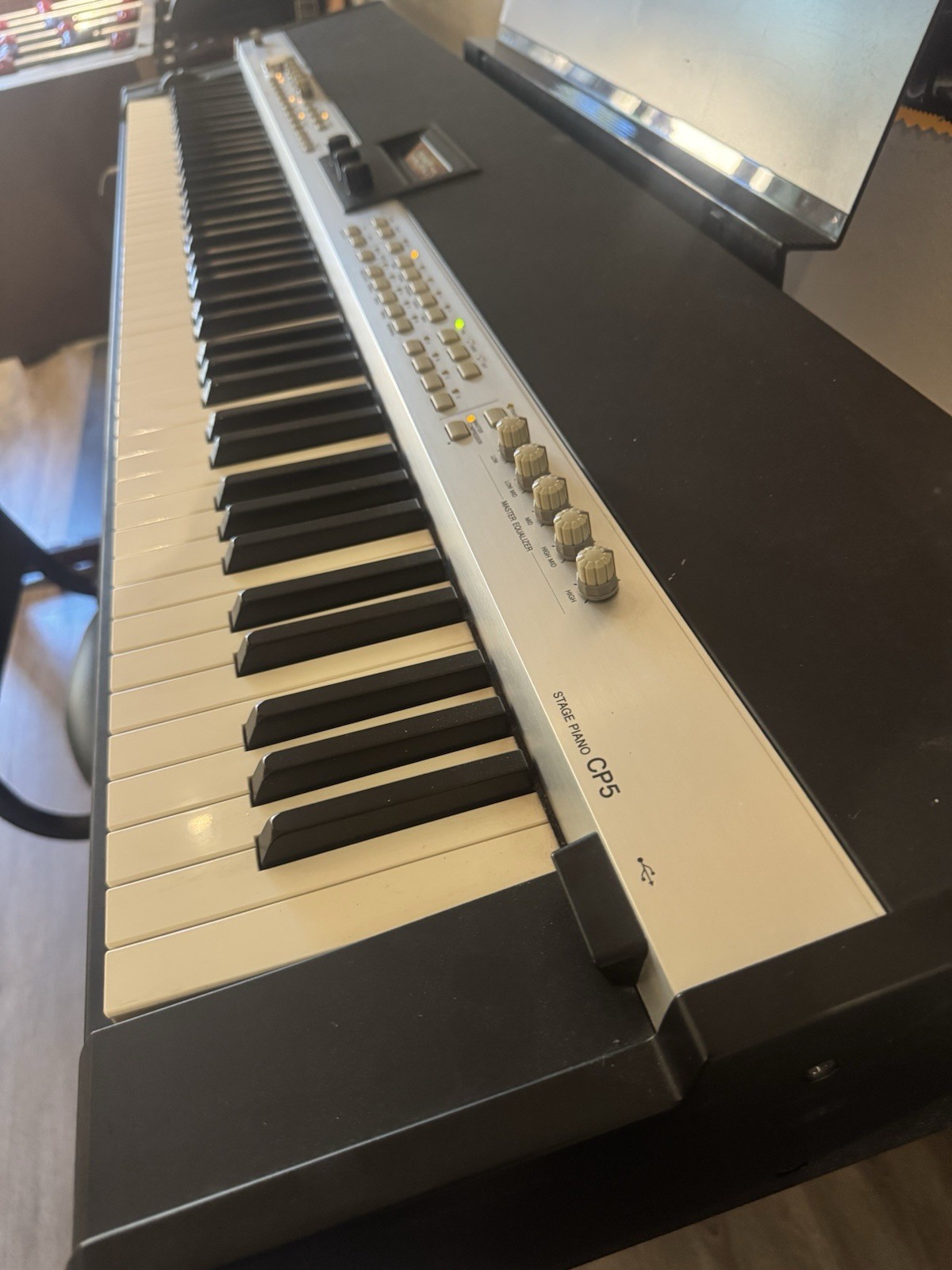 Yamaha CP5 Professional Stage Piano – Pristine Condition & Built Like a Tank