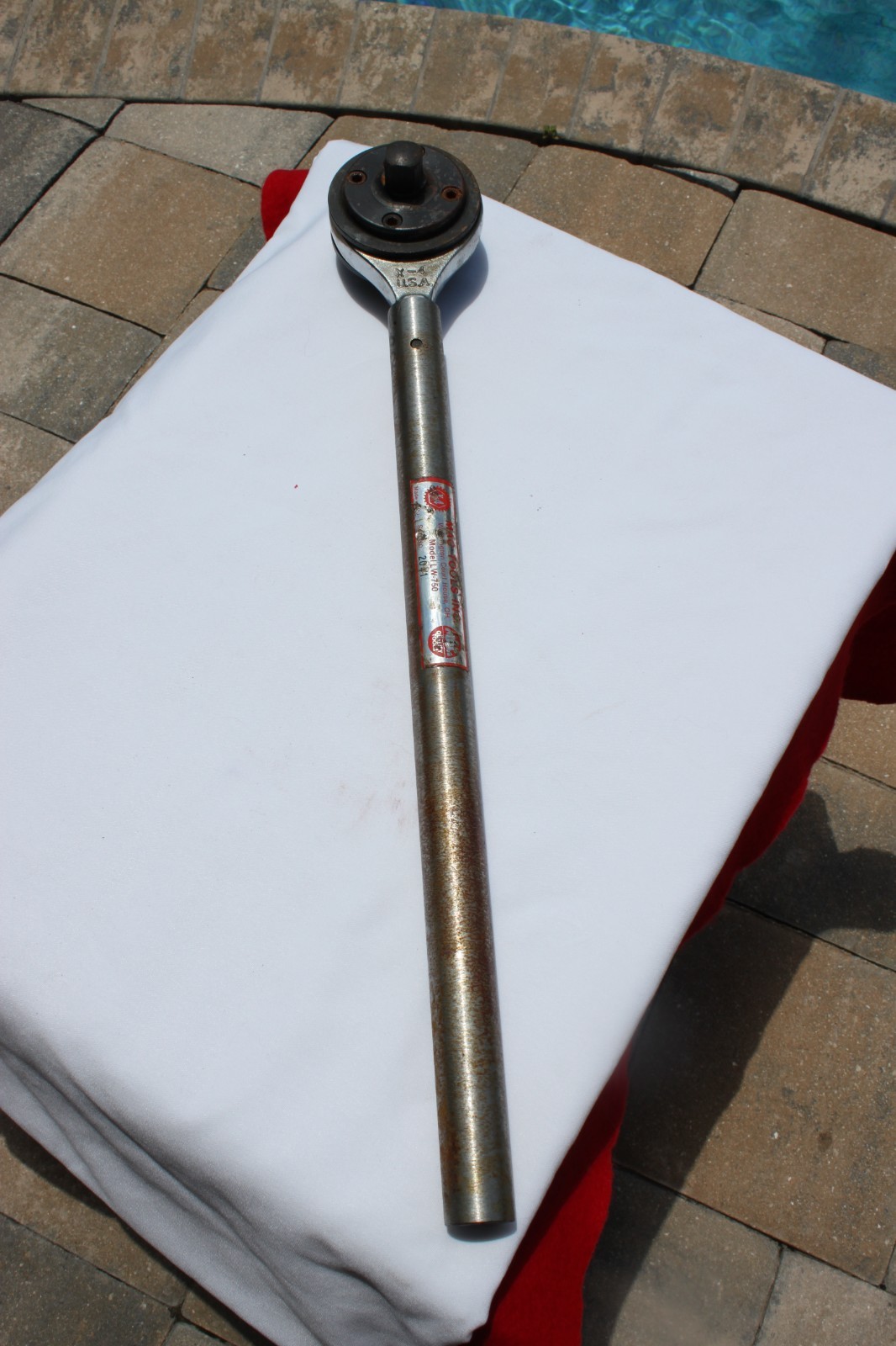 Torque multiplier used    Mac tools LW-750  1/2-3/4