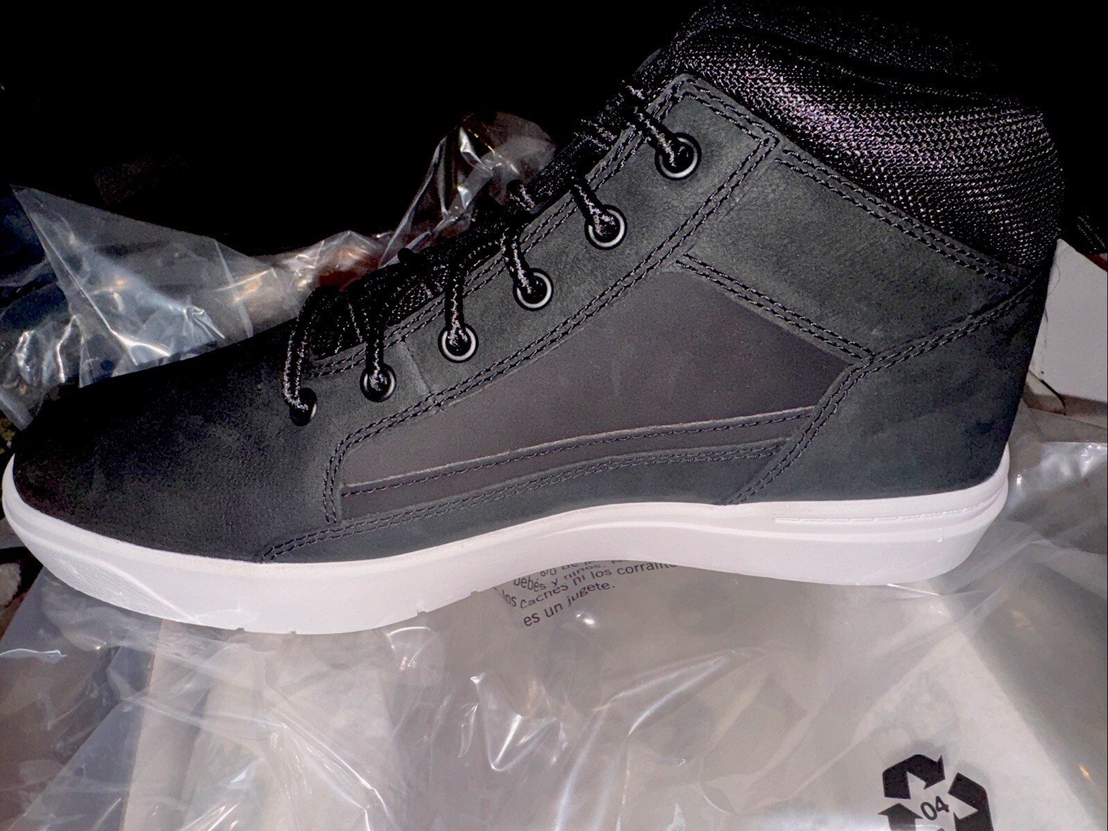 TIMBERLAND Men’s  Black  Mid Lace-Up  Nubuck Sneakers Shoes Sz 10 NEW