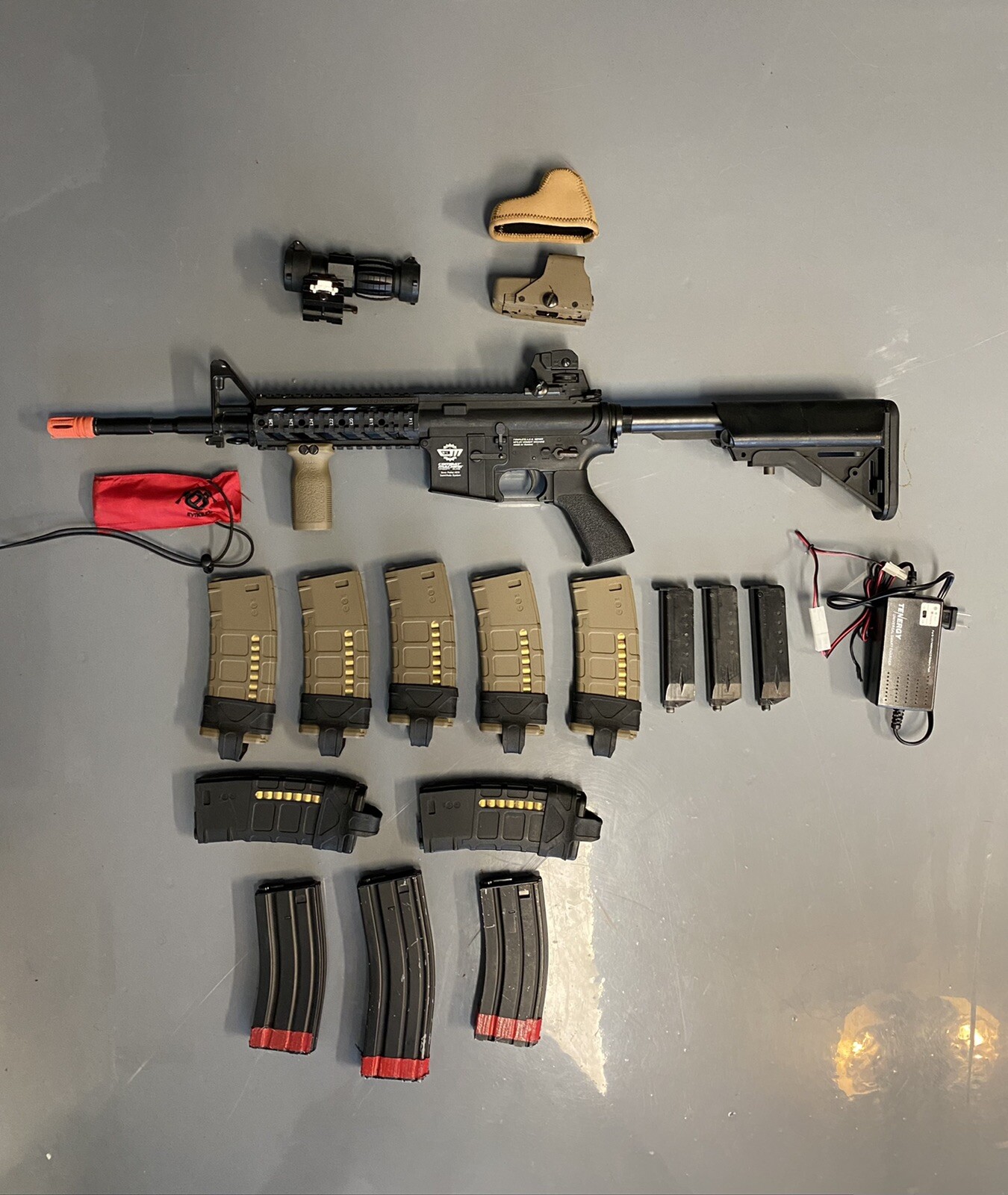 G&G Combat Machine Airsoft AEG Rifle + Sights + Charger + Magazines + Grip