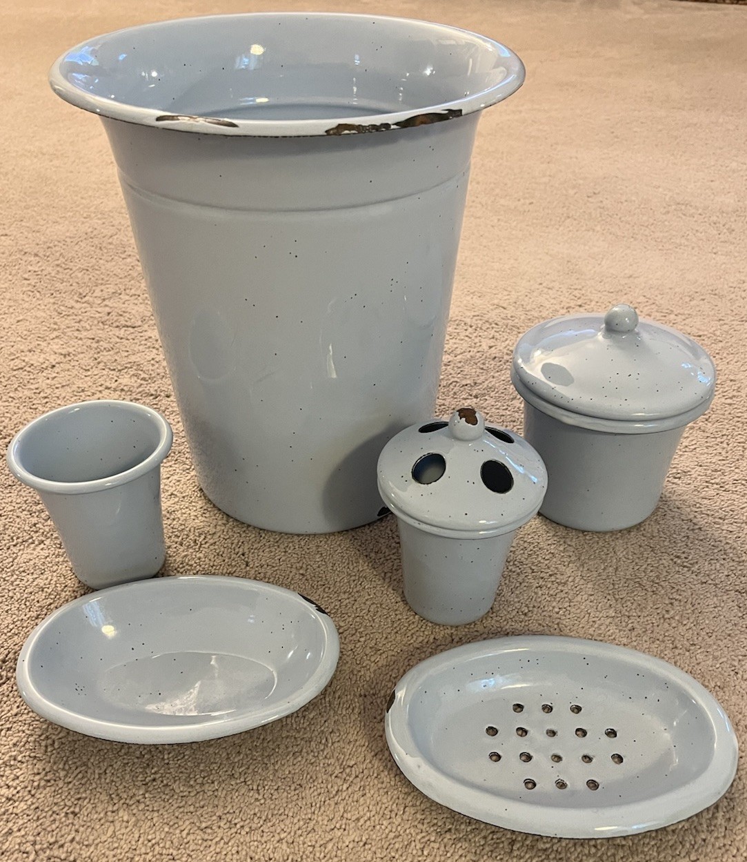 Vtg Martha Stewart Periwinkle Speckled Enamelware Bathroom Accessories Set
