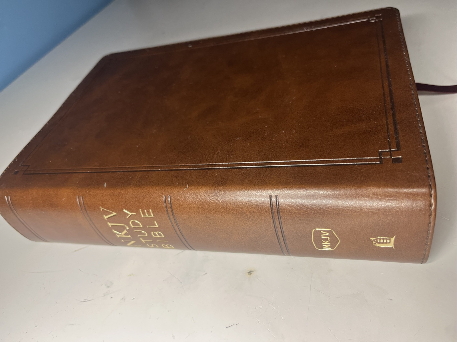 NKJV Study Bible, Leathersoft, Brown, Comfort Print With Full Color Pictures