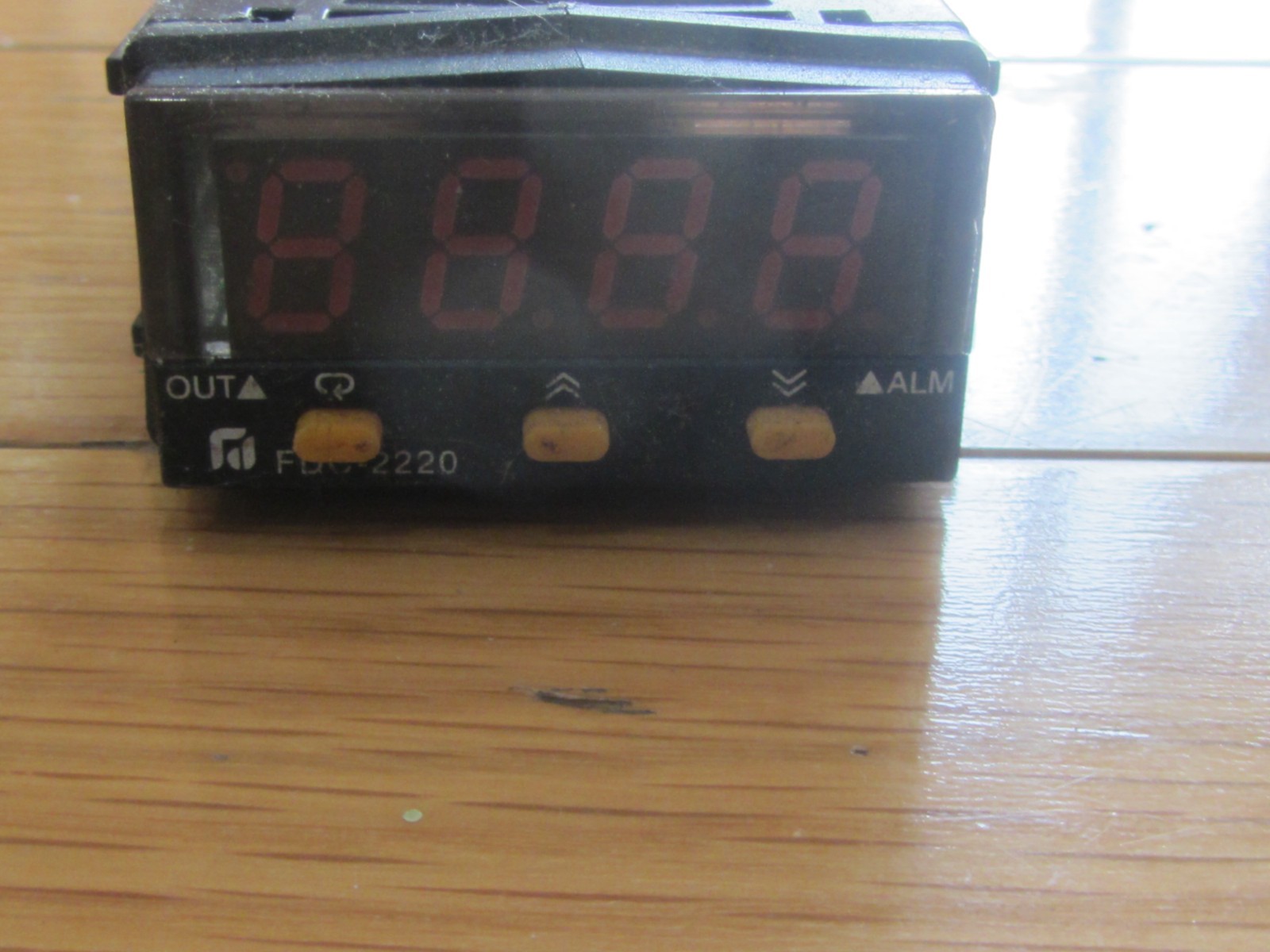 FDC-2220  Temperature Controller! Excellent Condition! The Best! Ready To Work!