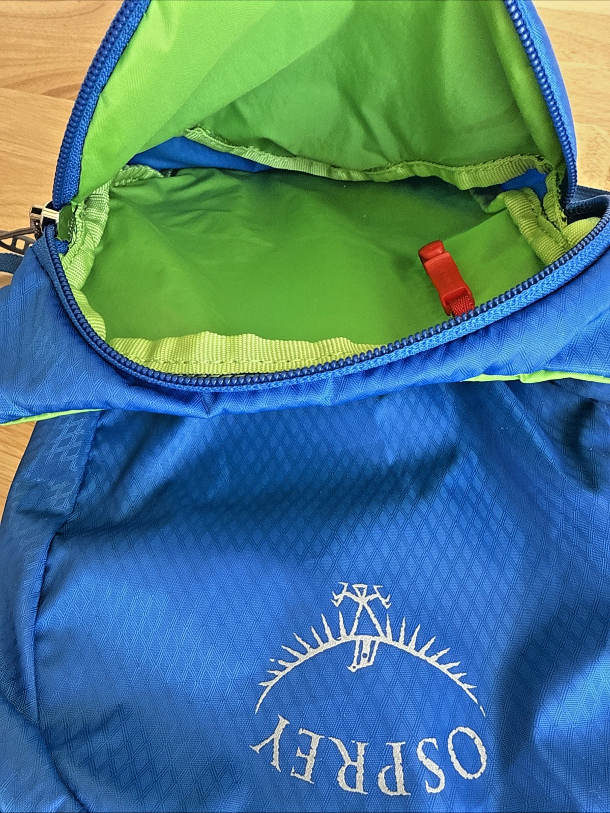 Osprey Moki Blue Hiking Hydration Backpack w/ 1.5L Bladder