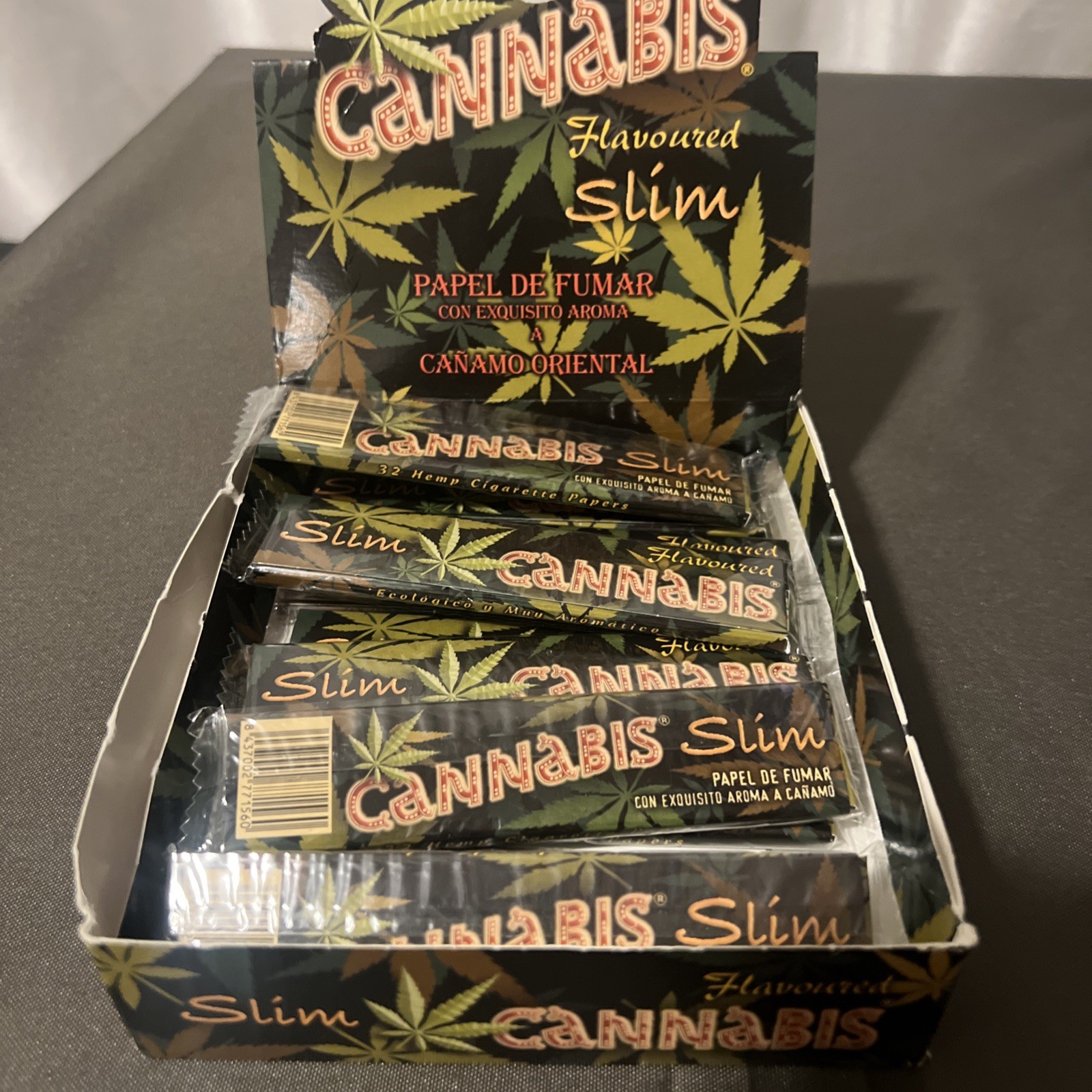 25 Booklets Cannabis, Flower Slim King Size ￼