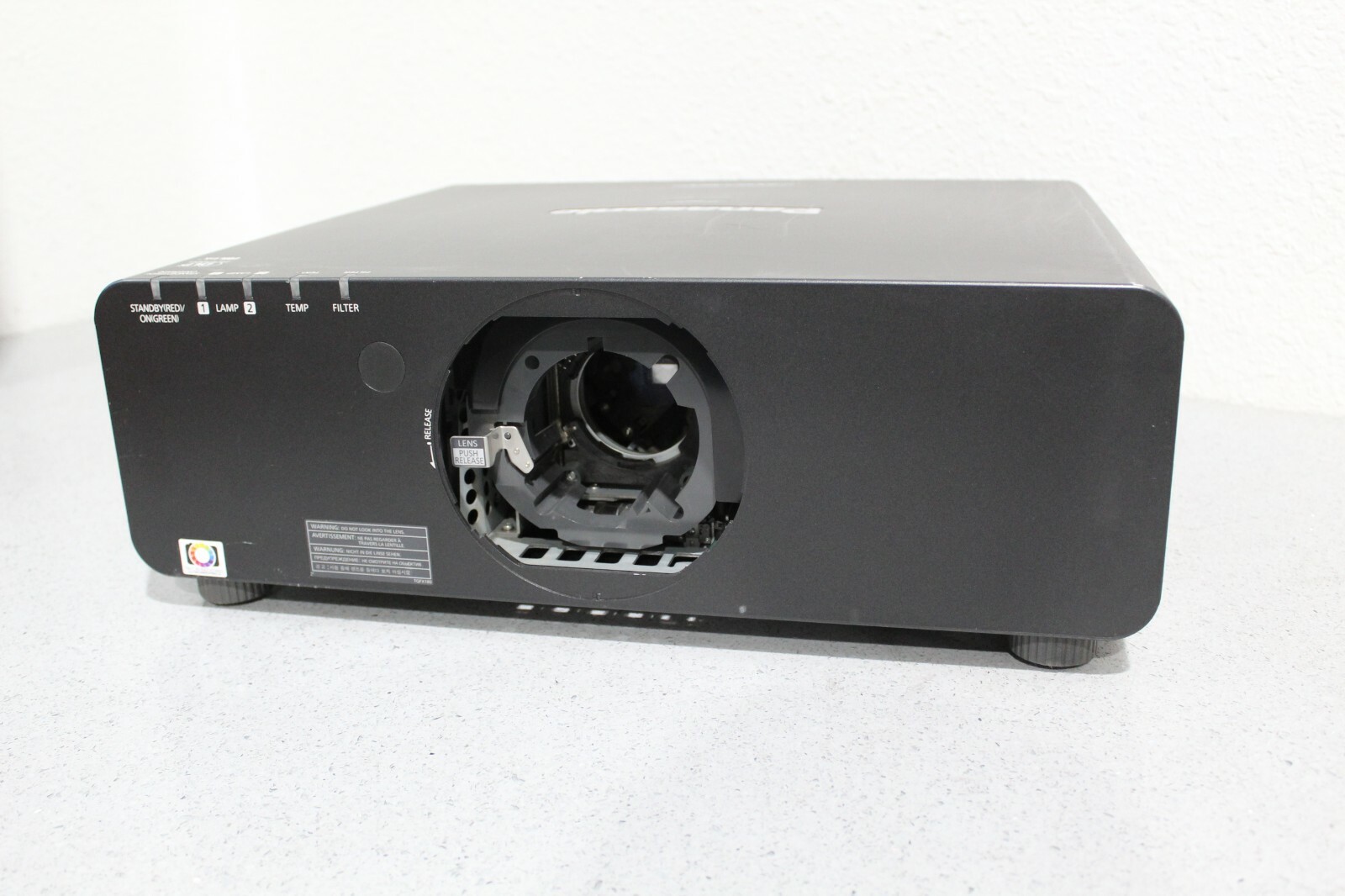 Panasonic PT-D6000ULK PT-D6000 6500 Lumens HD XGA Projector Fully Tested No Lamp
