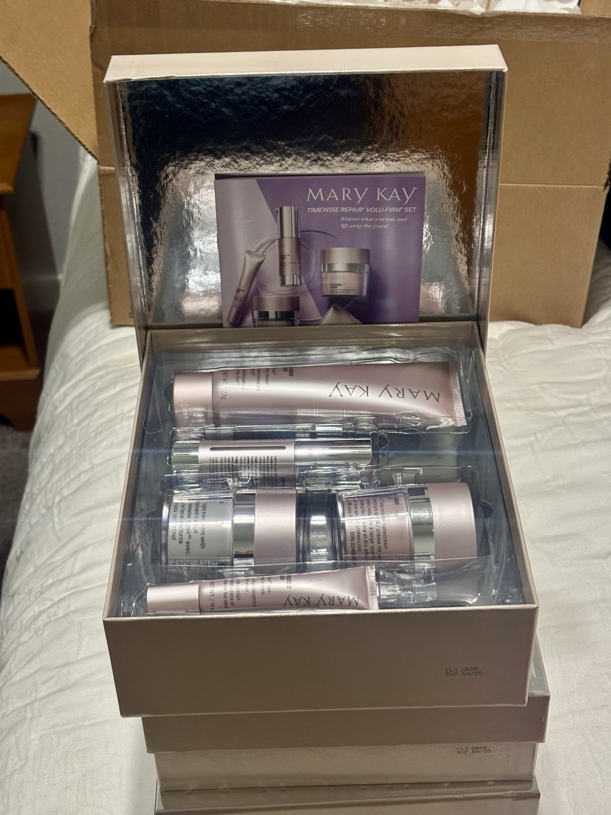 Mary Kay TimeWise Repair Volu-Firm Set - 5 Piece Full-Size - NEW Exp 2026 💖