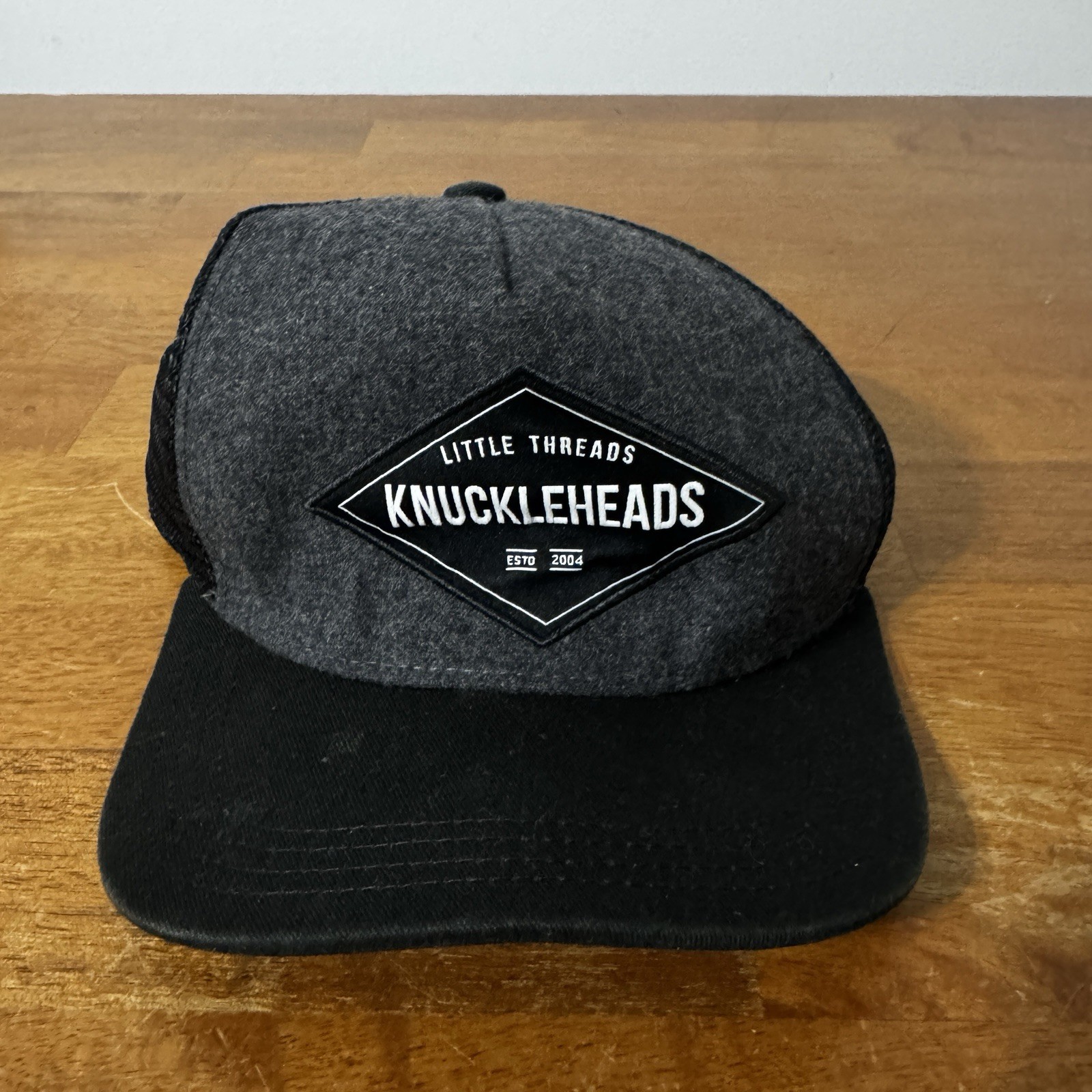 Knuckleheads Snapback Adjustable Hat Gray Mesh Trucker Skater Surfer Youth