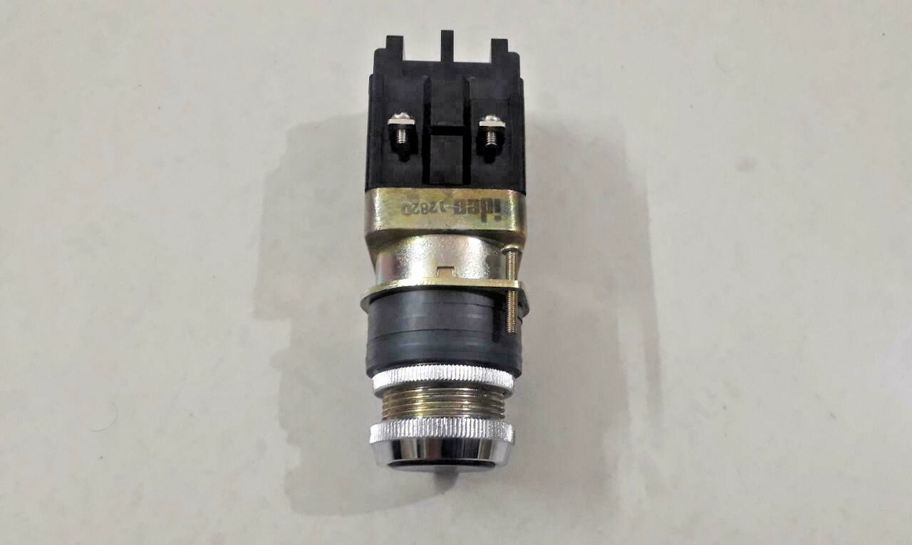 IDEC 12820 Control Unit push button NEW