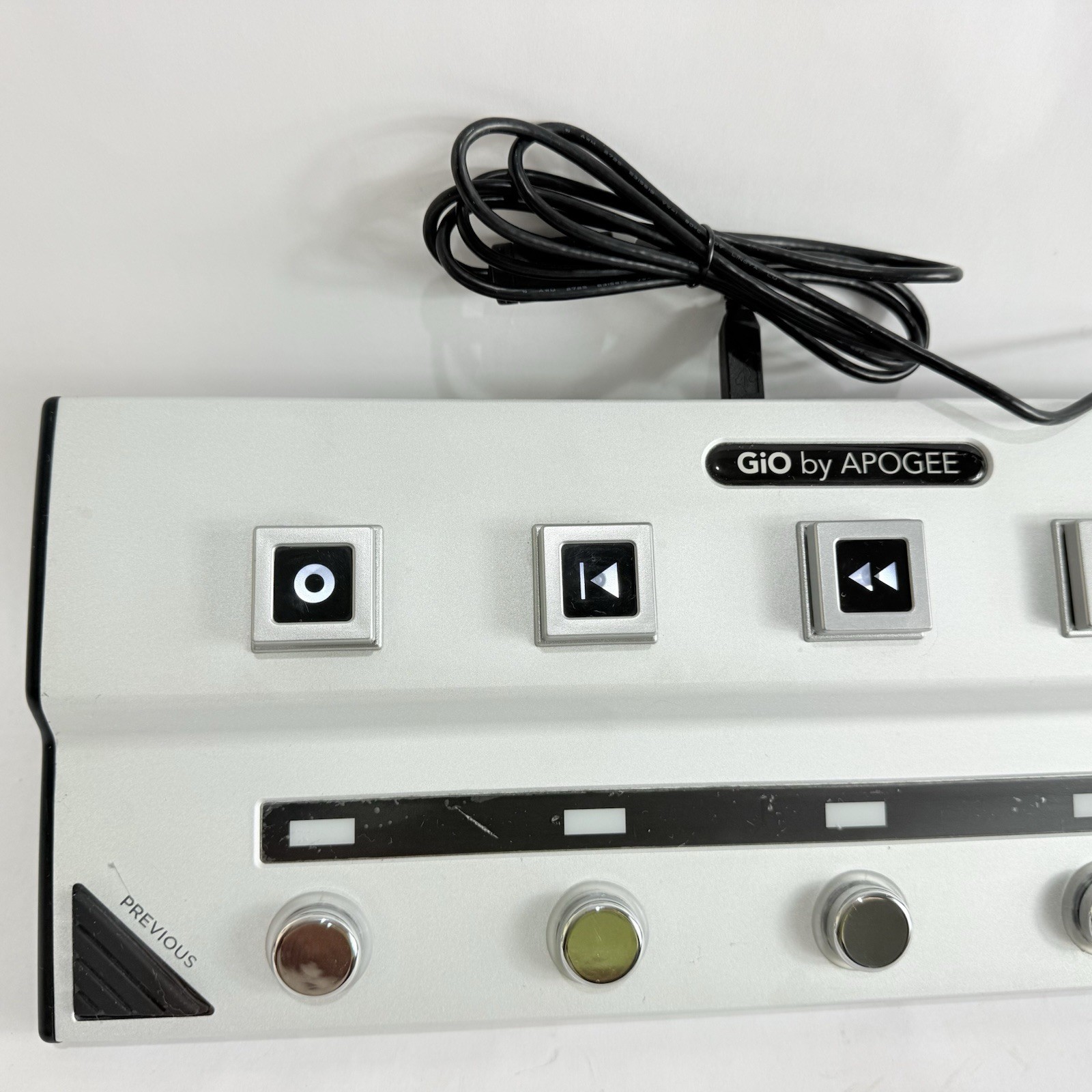 Apogee Silver Gio USB Stomp Interface Pedalboard Footcontroller Guitar FX