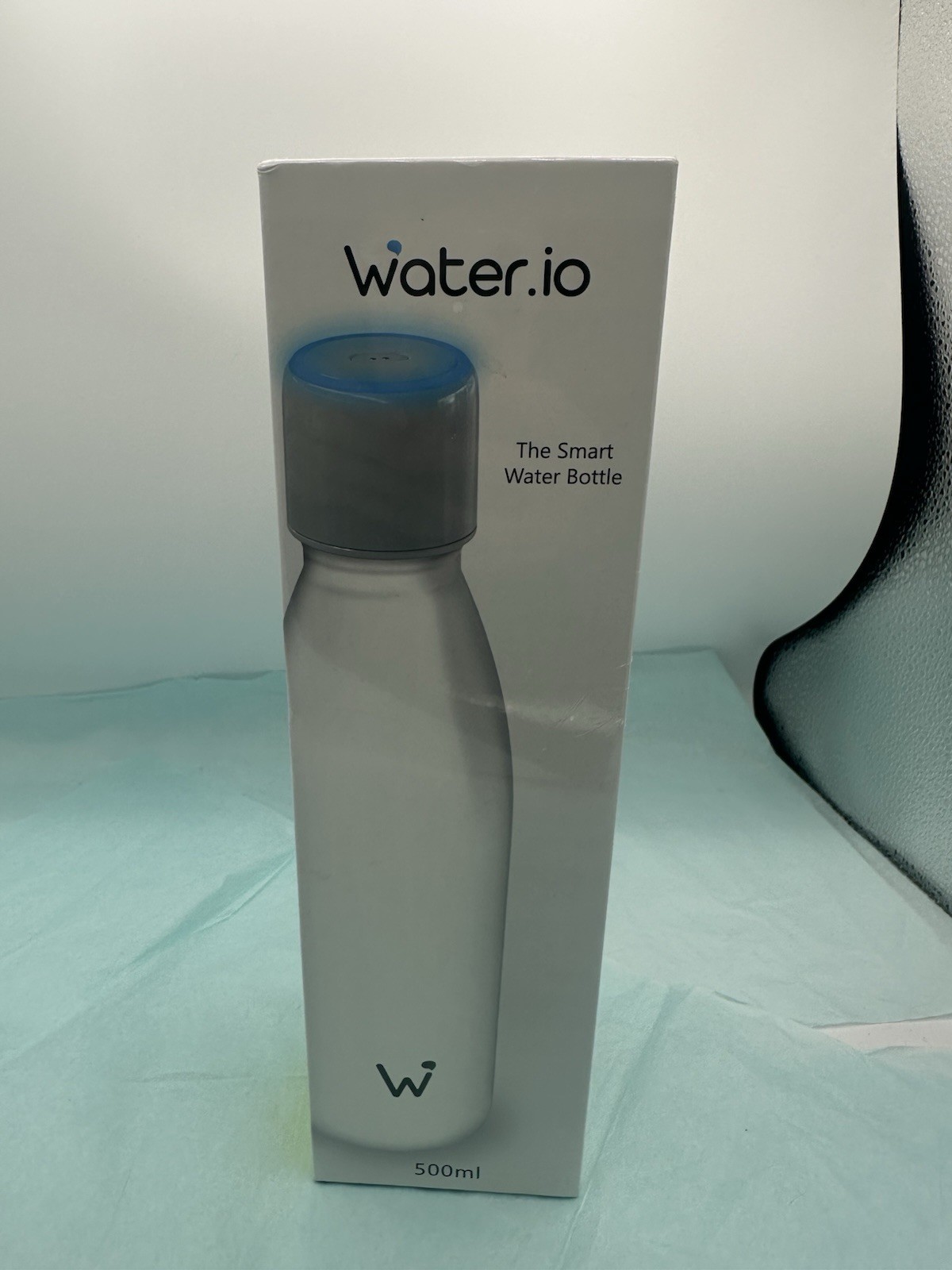 Water.io 500ml Stainless Steel Smart Water Bottle LED Bluetooth Color Change New