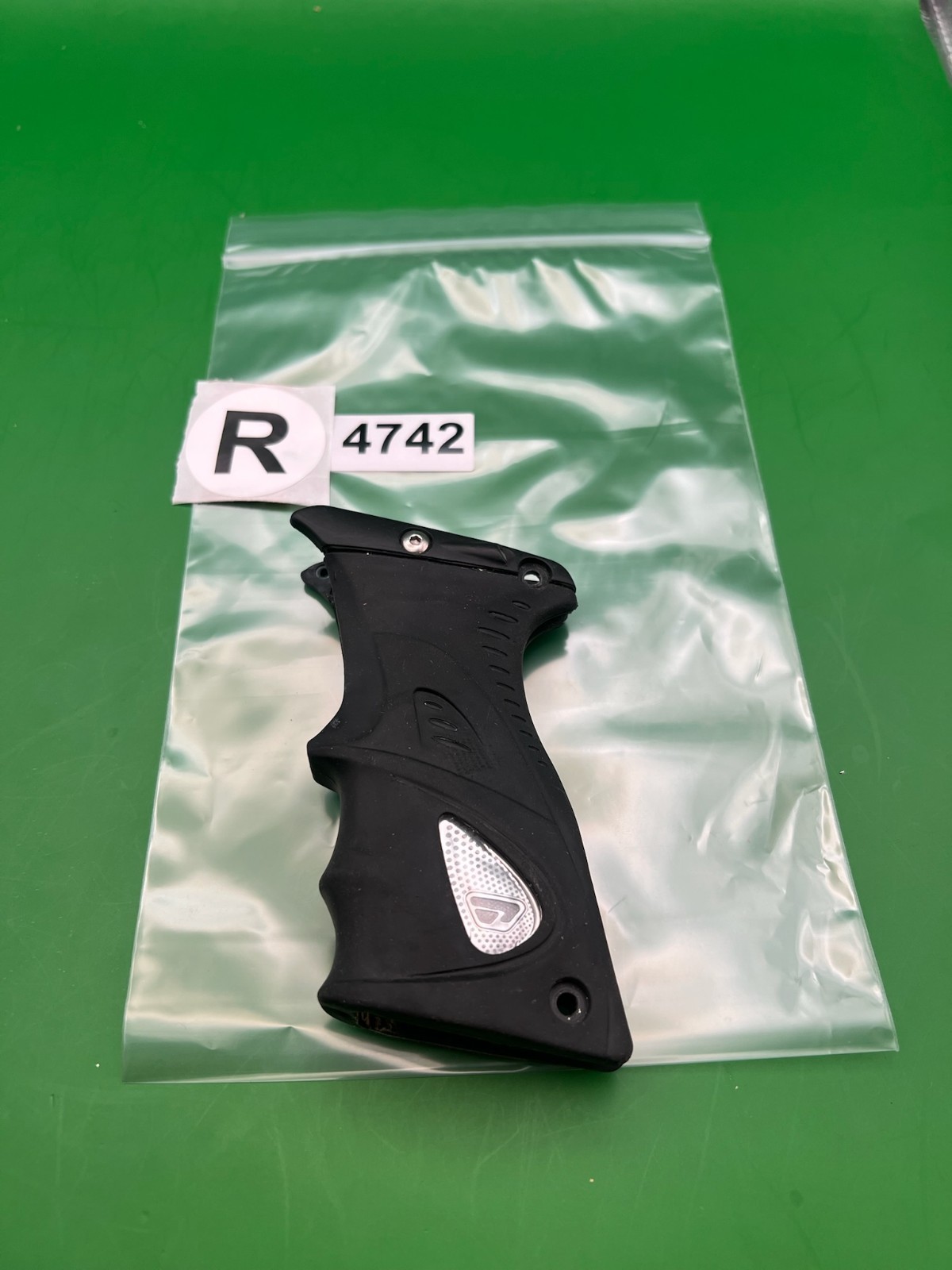 Proto/Dye Grips