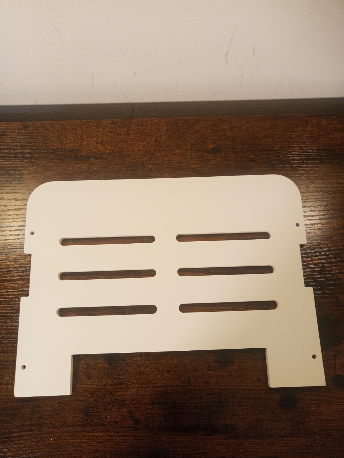 Small White Wall Mount Floating Projector Shelf Rack For TV Projector
