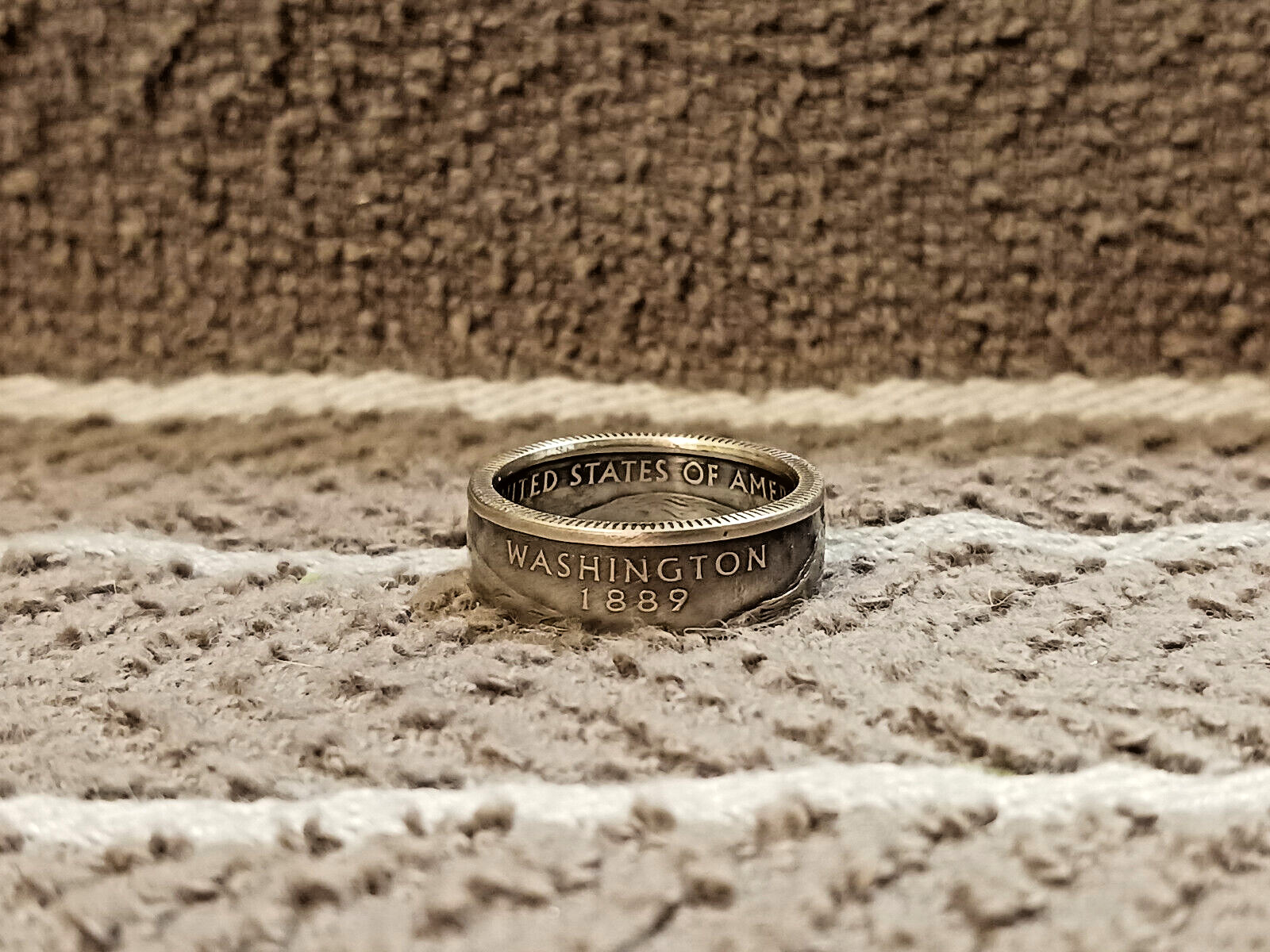 Washington 90% Silver Handcrafted Washington Quarters coin ring size 8 (2007)