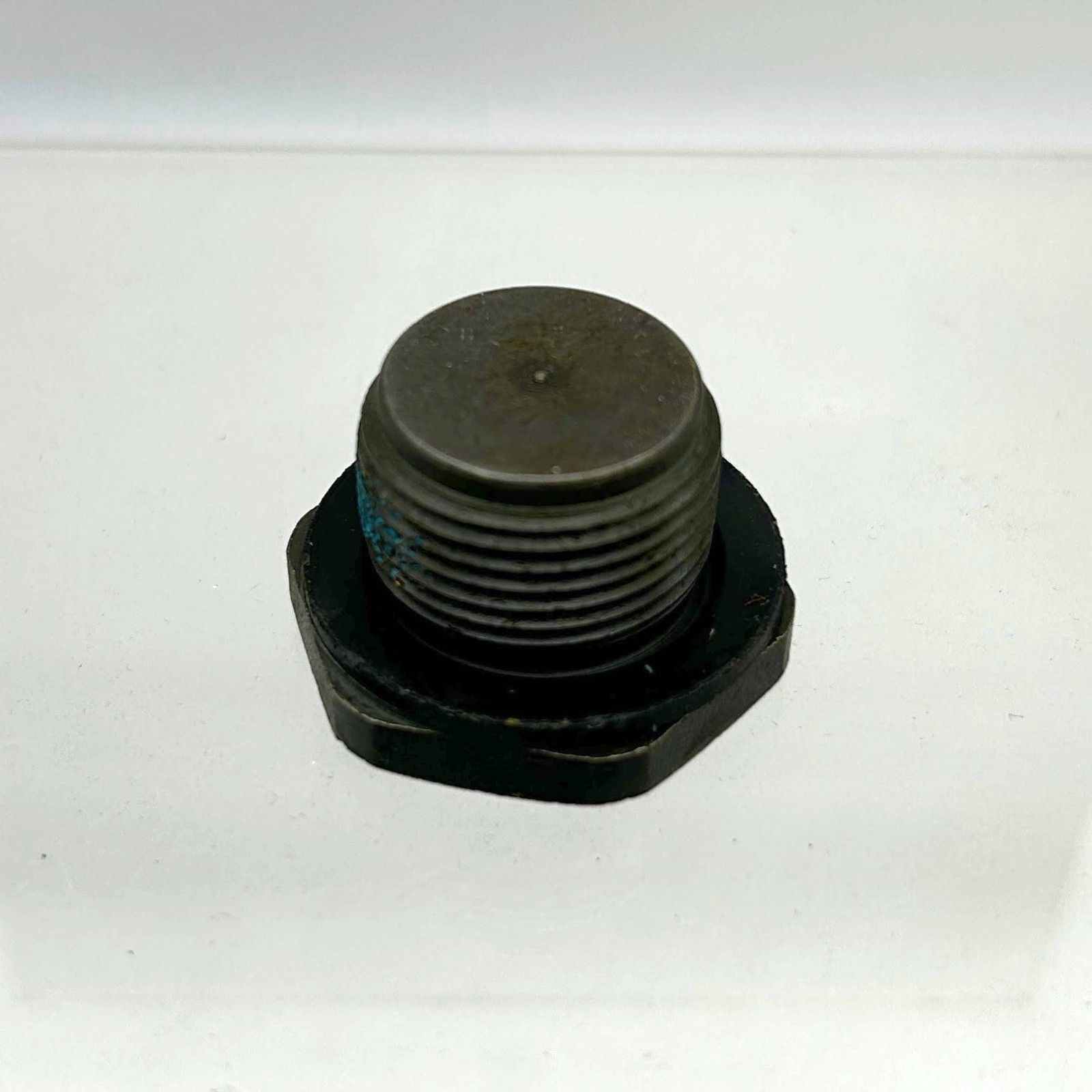 Mopar 8130824 Drain Plug for Extension Case OEM New Old Stock NOS Loose