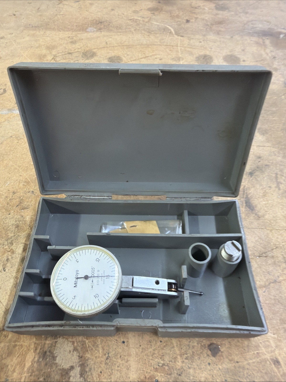 Mitutoyo 513-202 Dial Test Indicator 0.0005” w/ Original Case