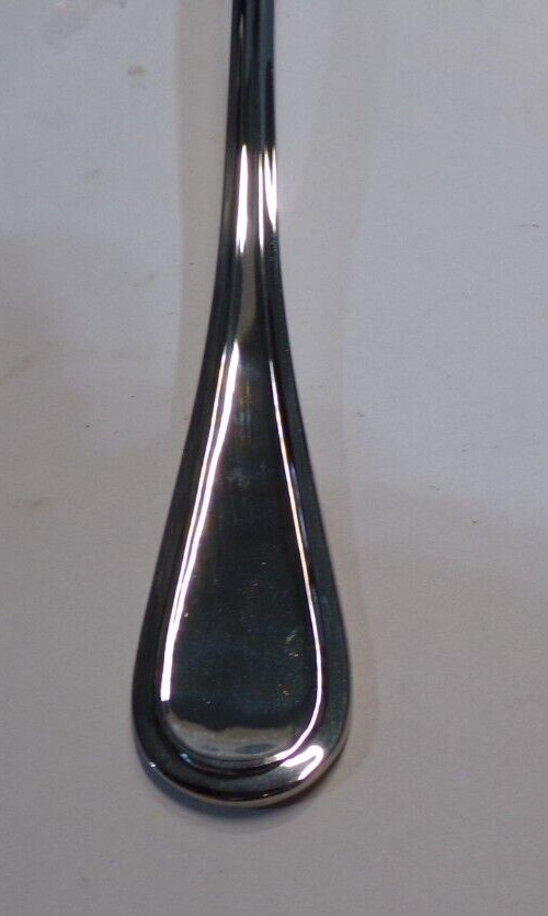 GOURMET STANDARD Stainless Flatware Silverware - 18 knives and 11 tablespoons