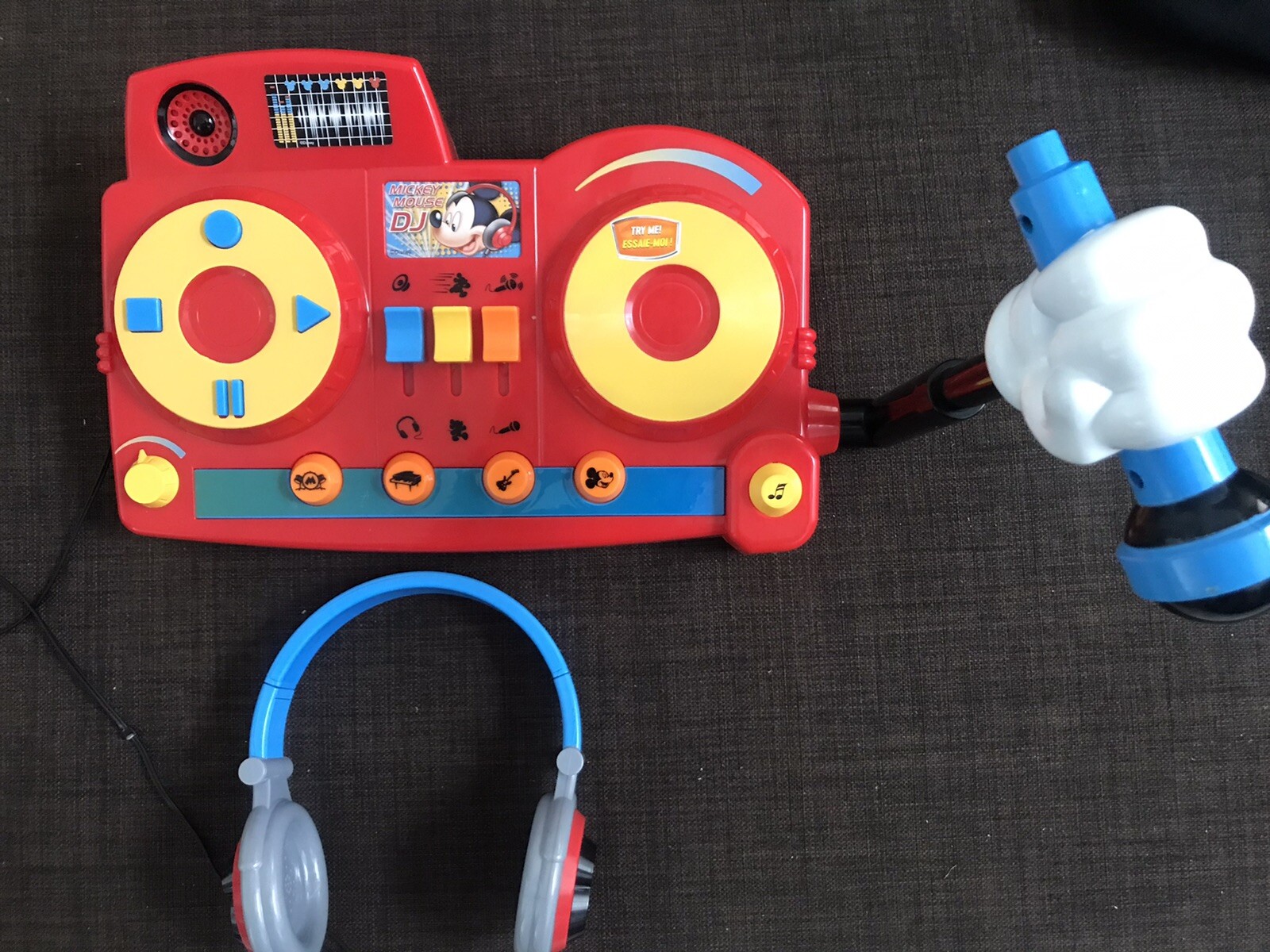 mickey mouse dj