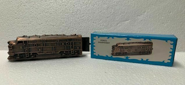 DIESEL LOCOMOTIVE BRONZE DIE CAST METAL COLLECTIBLE PENCIL SHARPENER NEW / BOX