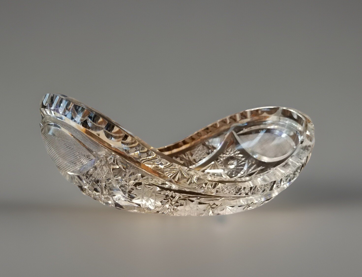 Crystal Clear Diamond Cut Small Boat Bowl
