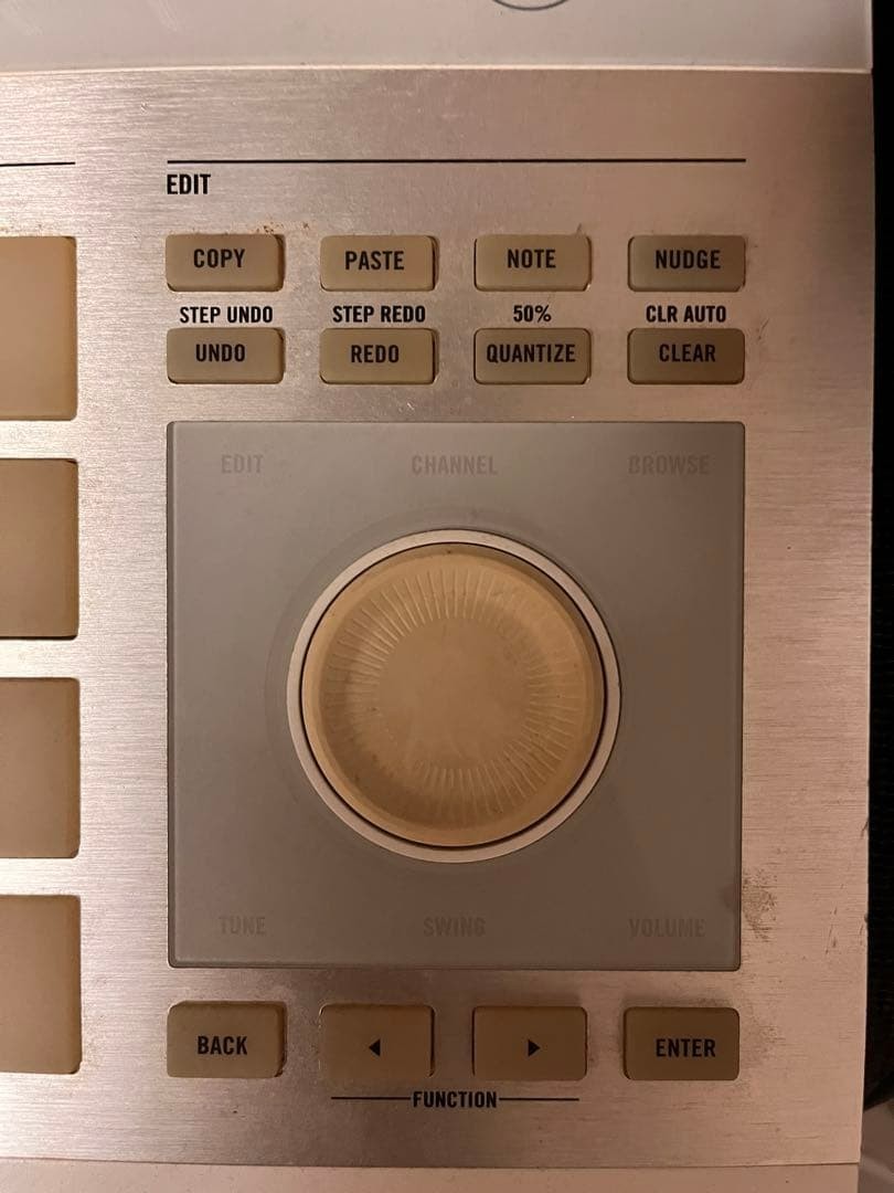 Native Instruments Maschine Studio Groove Production Controller Junk #O7095