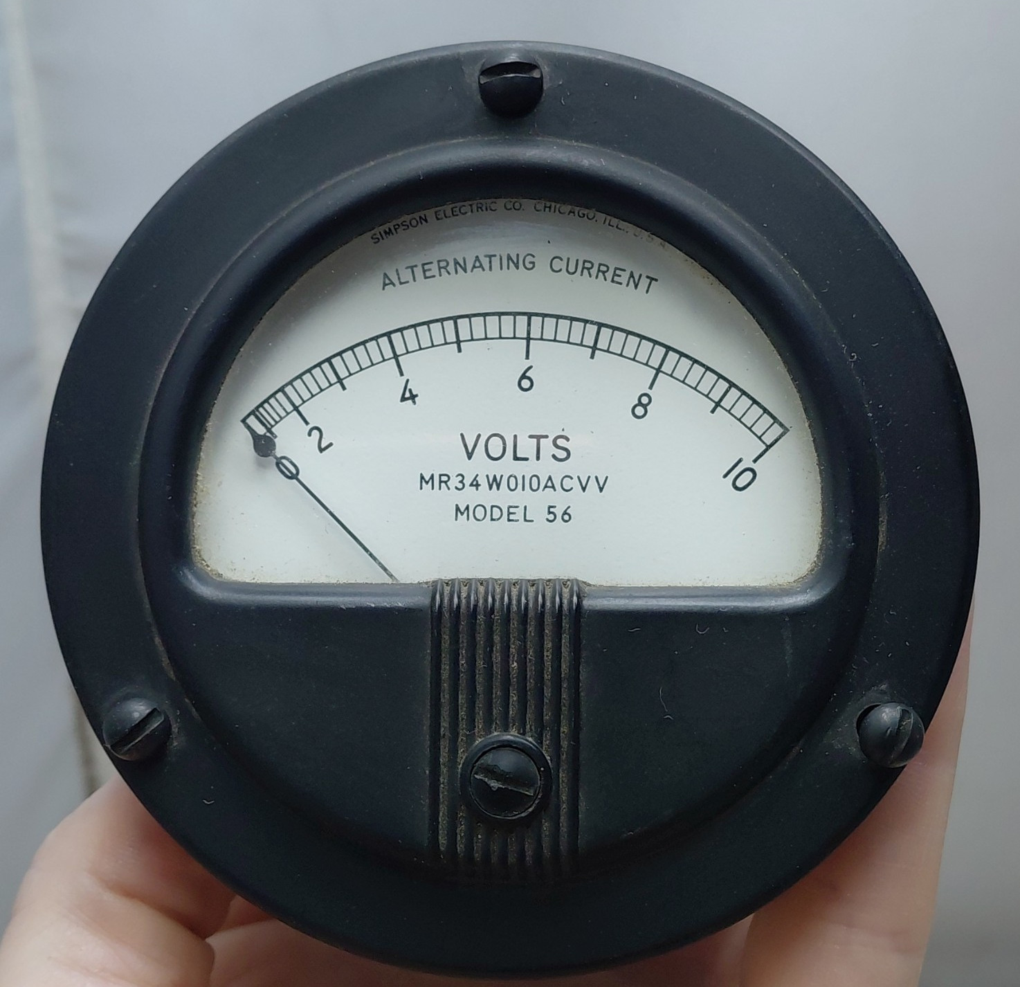 Simpson Electric Model 56 AC Voltage Panel Voltmeter MR34W010ACVV