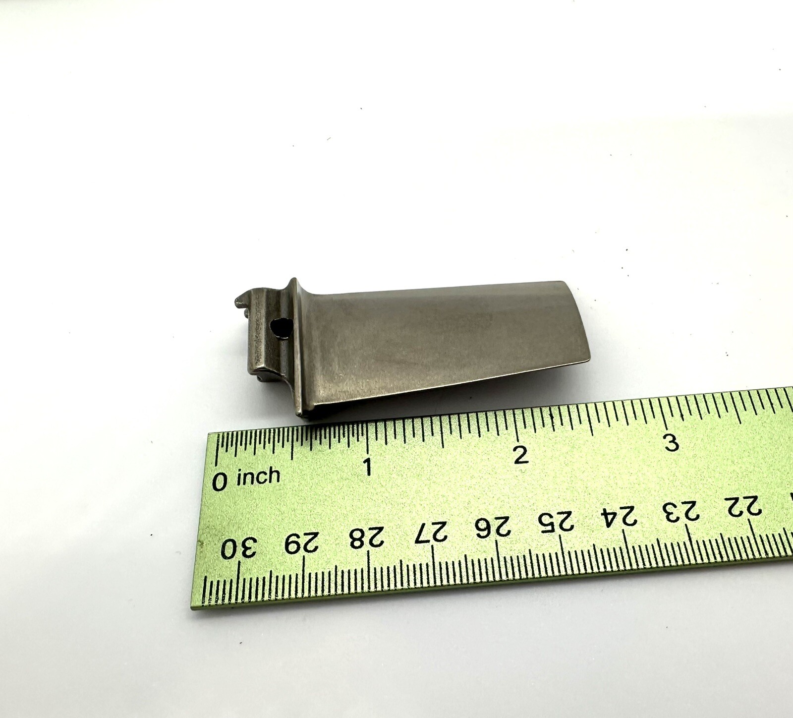 Boeing 737 Titanium Jet Engine Blade Keychain Airline Pilot Gift Flight Model