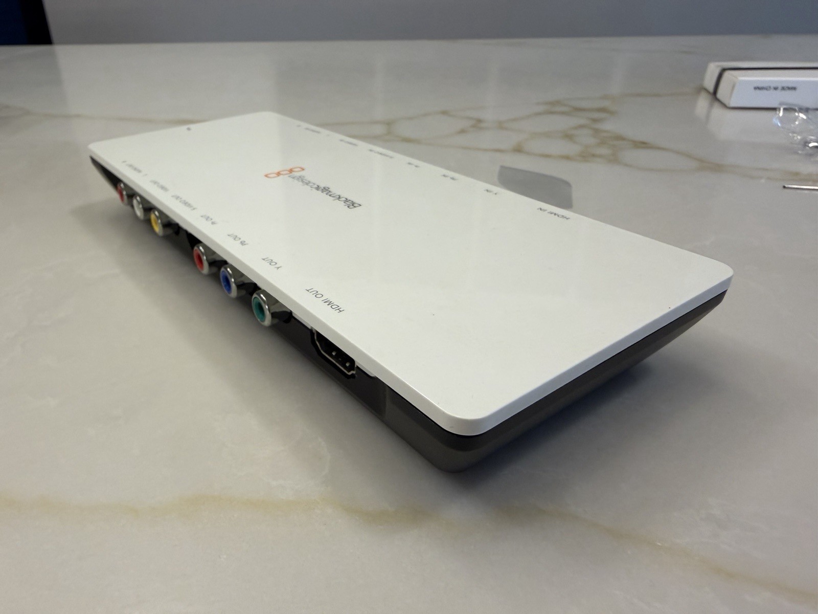 Blackmagic Design Intensity Shuttle Thunderbolt Video Capture HDMI RCA S-Video