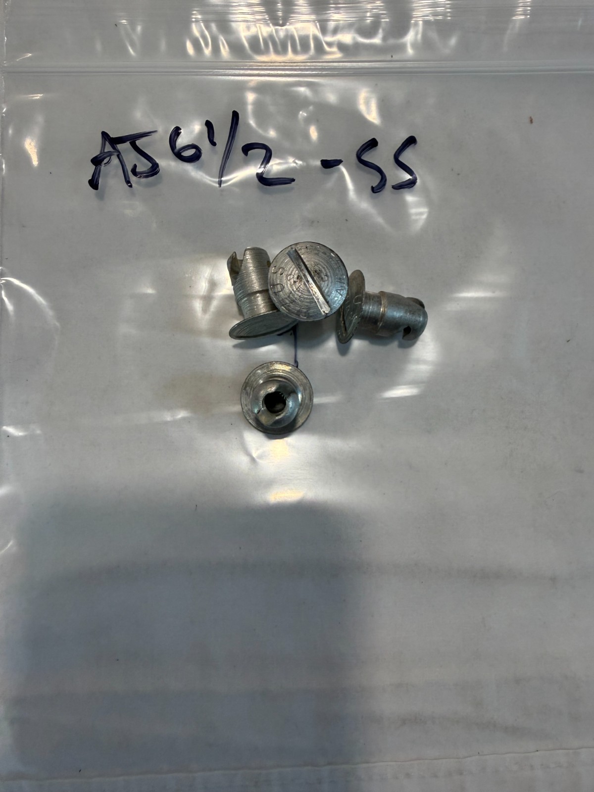 New  stud with no certs  P/N  AJ61/2-55   sold each