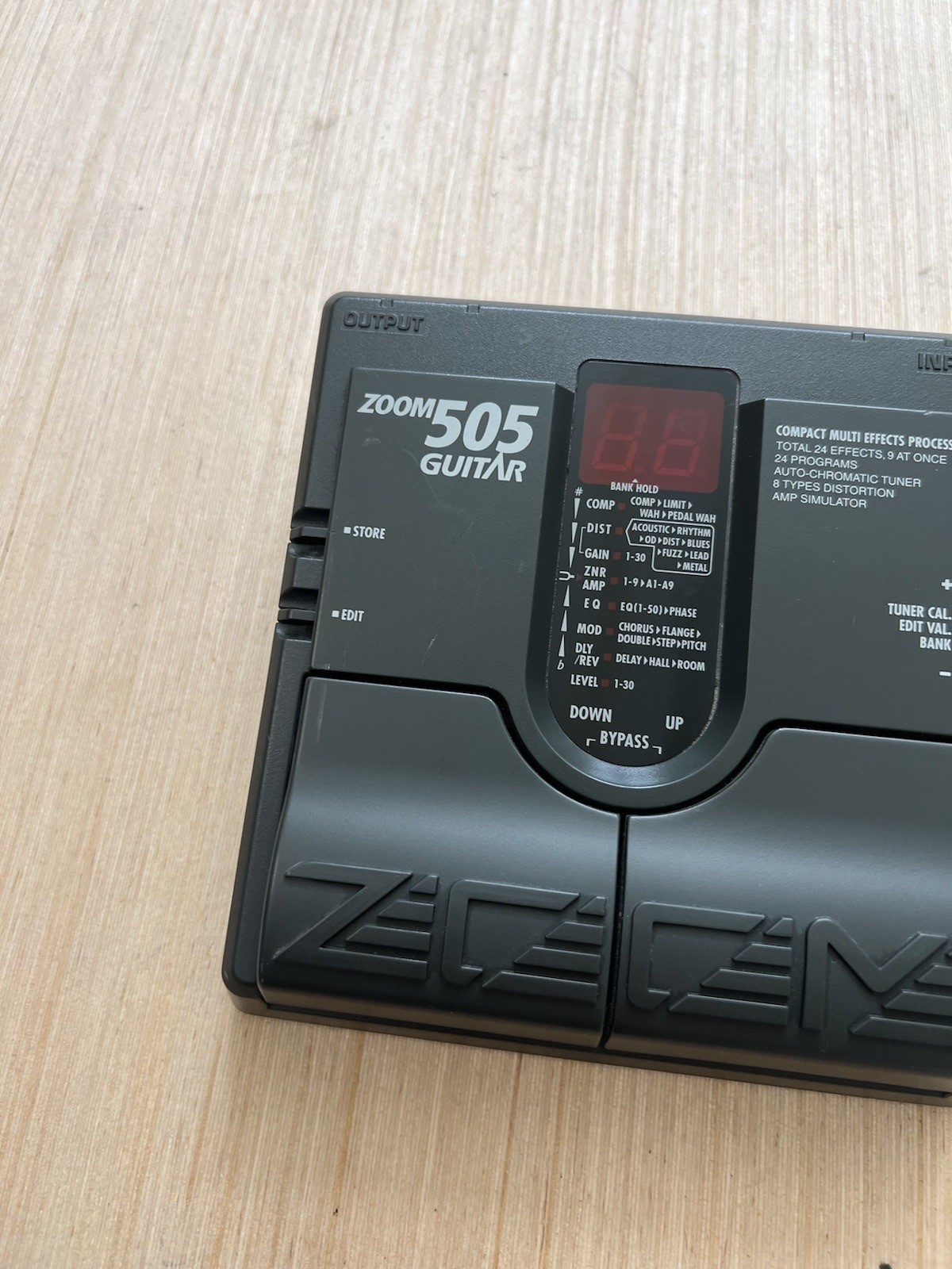 Zoom 505 Guitar Compact Multi Effects Processor Guitar Pedal Untested Read