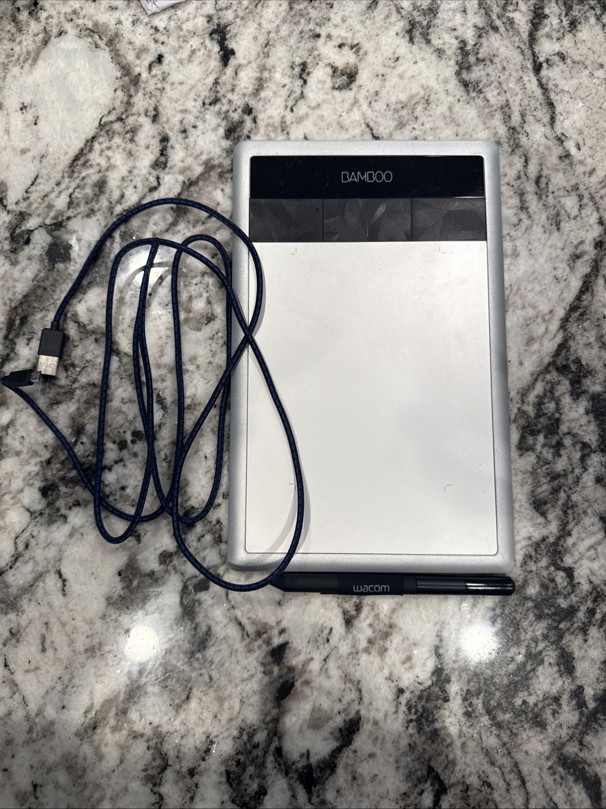 Wacom CTH470 Bamboo Capture Pen and Touch Tablet