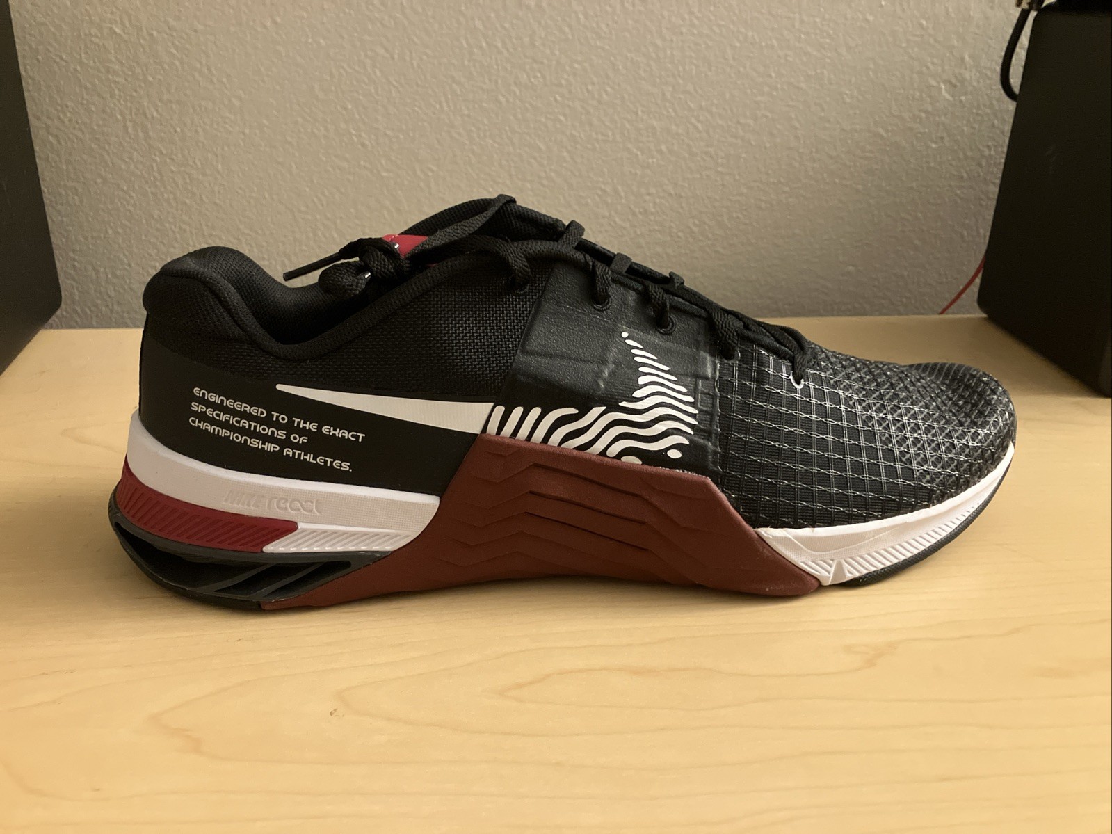 Nike Metcon 8 TB Men’s Size 17 Black/White-Team Crimson