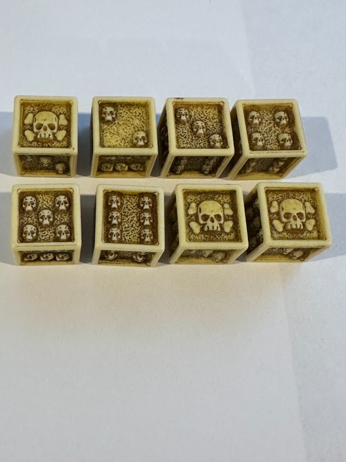Warhammer Skull Dice D6 Set x8 (2010) Opened Excellent Condition