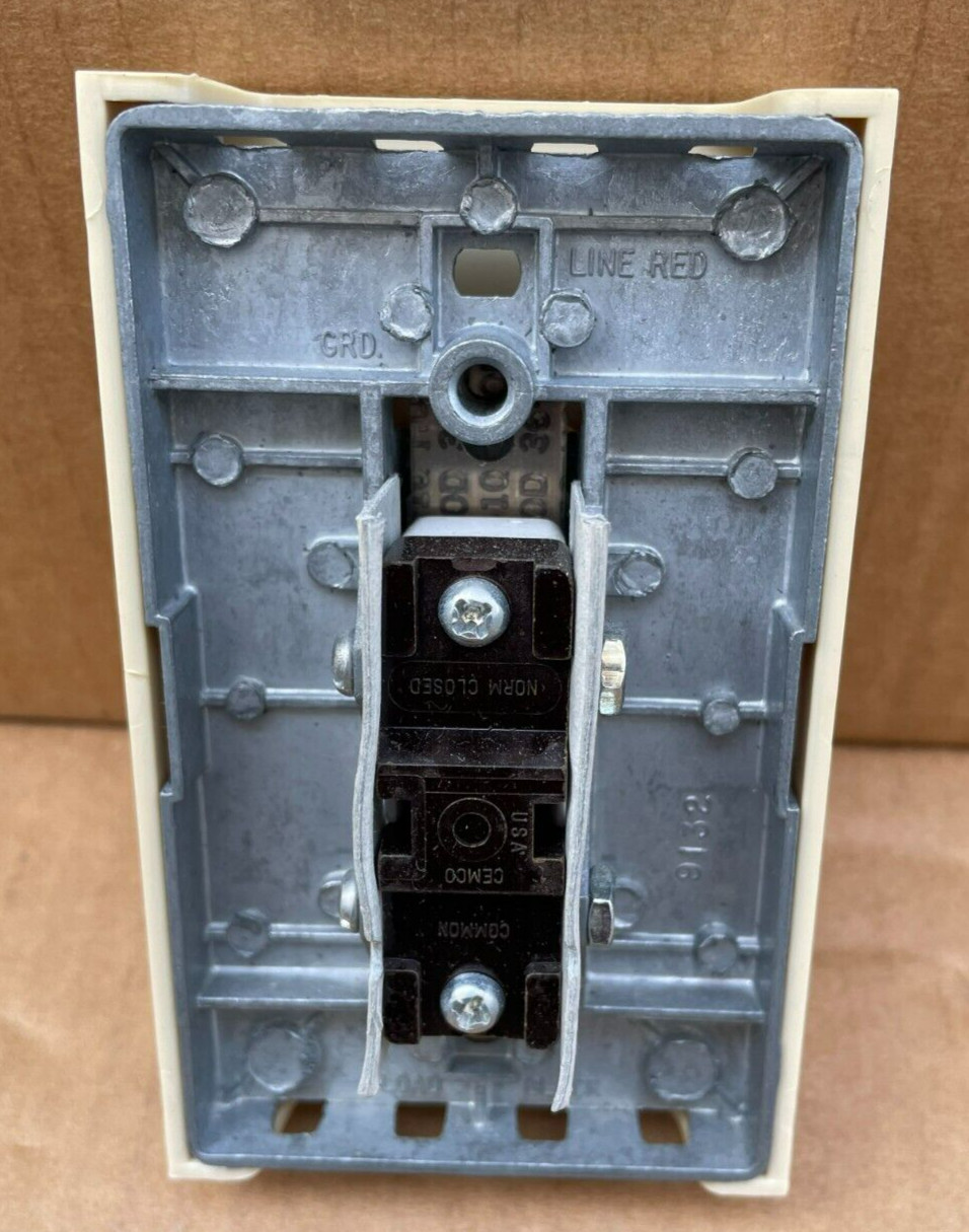 Confort Controls Thermostat Electric Heat, S-100