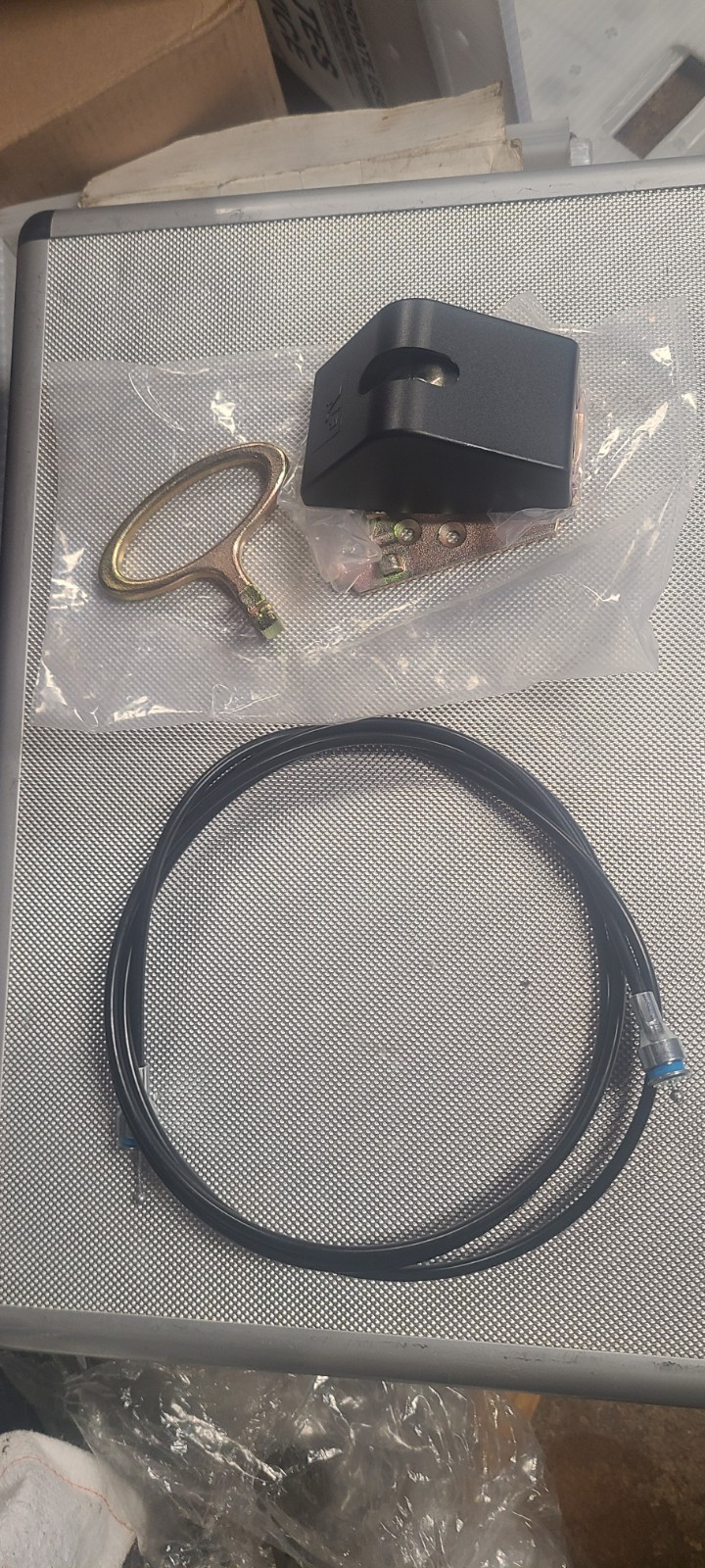 Q-Straint QLK-150  wheelchair docking MANUAL RELEASE CABLE