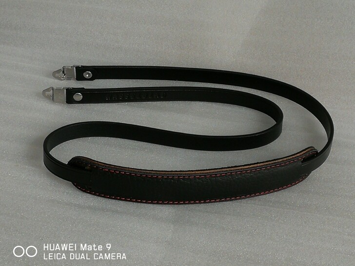 Genuine Leather Shoulder Neck Strap w/Pad For Hasselblad 500cm 501cm 503cw 503cx