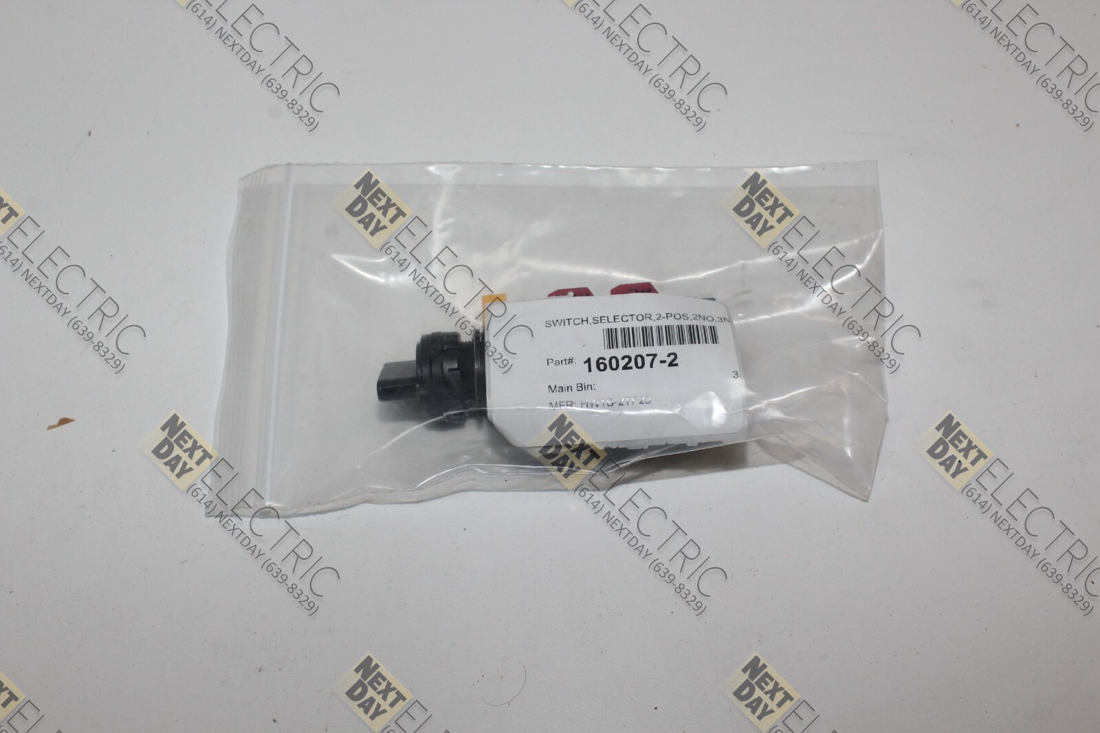 Idec, HW1S-2TF23, Selector Switch 22mm 2 Pos Position 2no 3nc